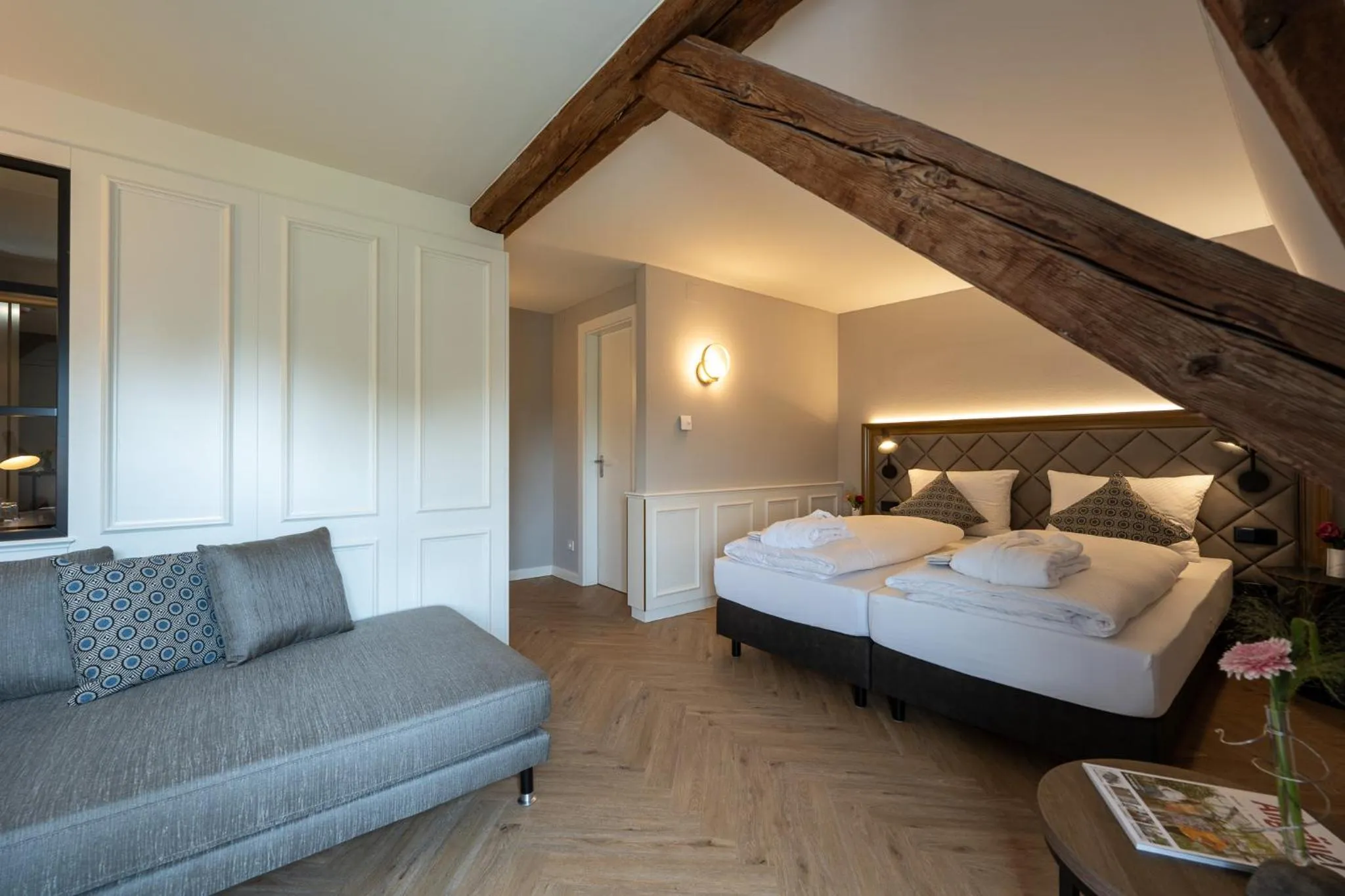 Photo of the whole room, Bed in Schloss Lautrach