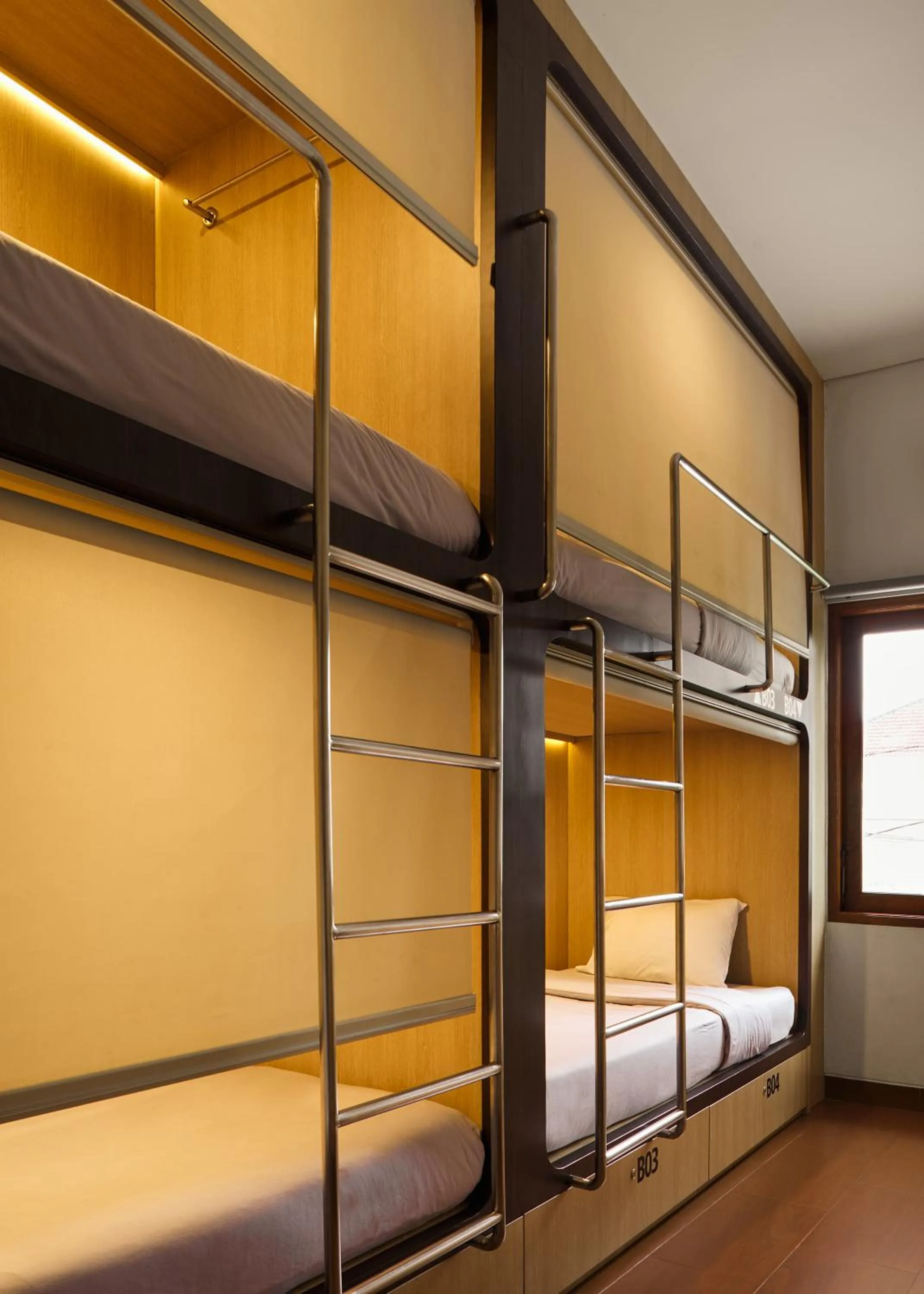 Bedroom, Bed in Kamala House