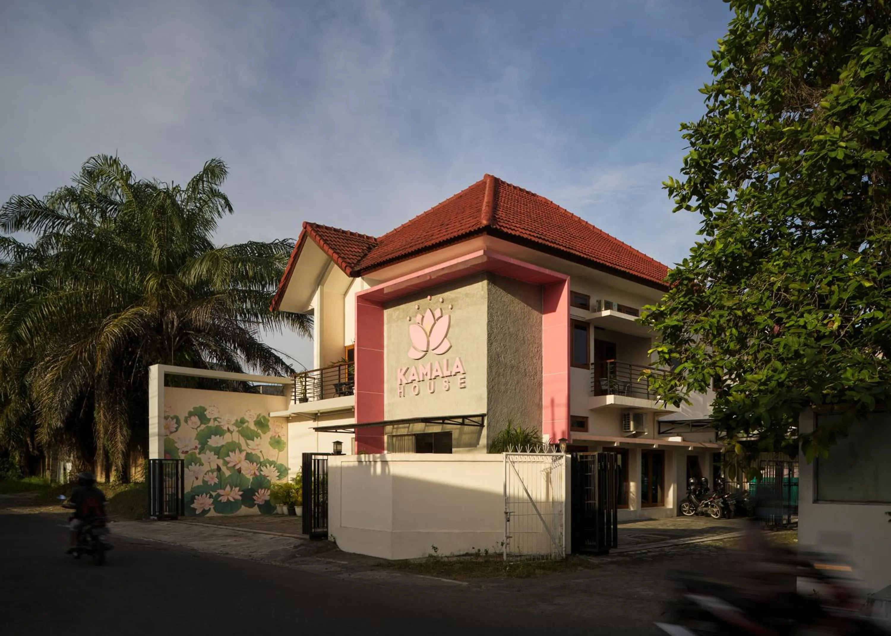 Property building in Kamala House