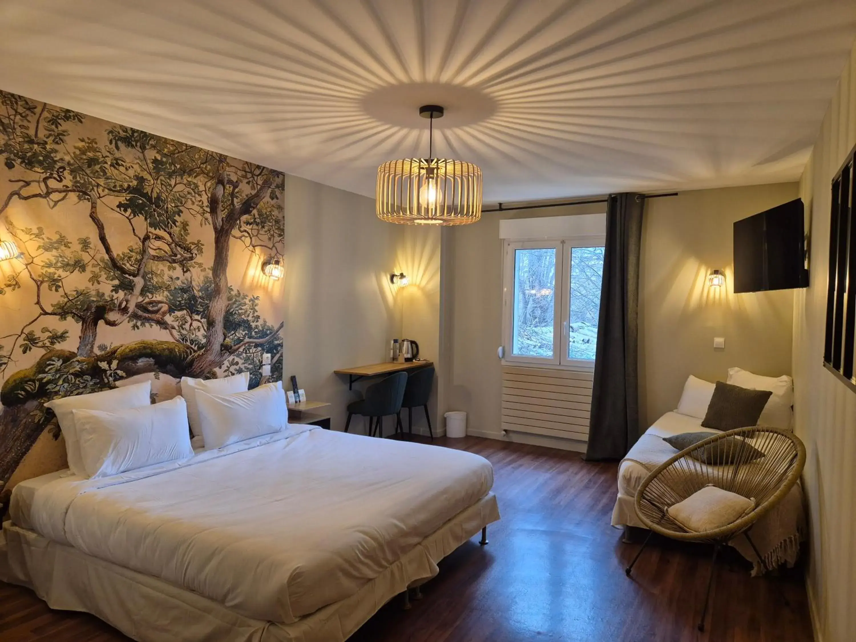 Bedroom, Bed in Logis Hôtel Restaurant Les Norias Bedroom, Bed in Logis Hôtel Restaurant Les Norias