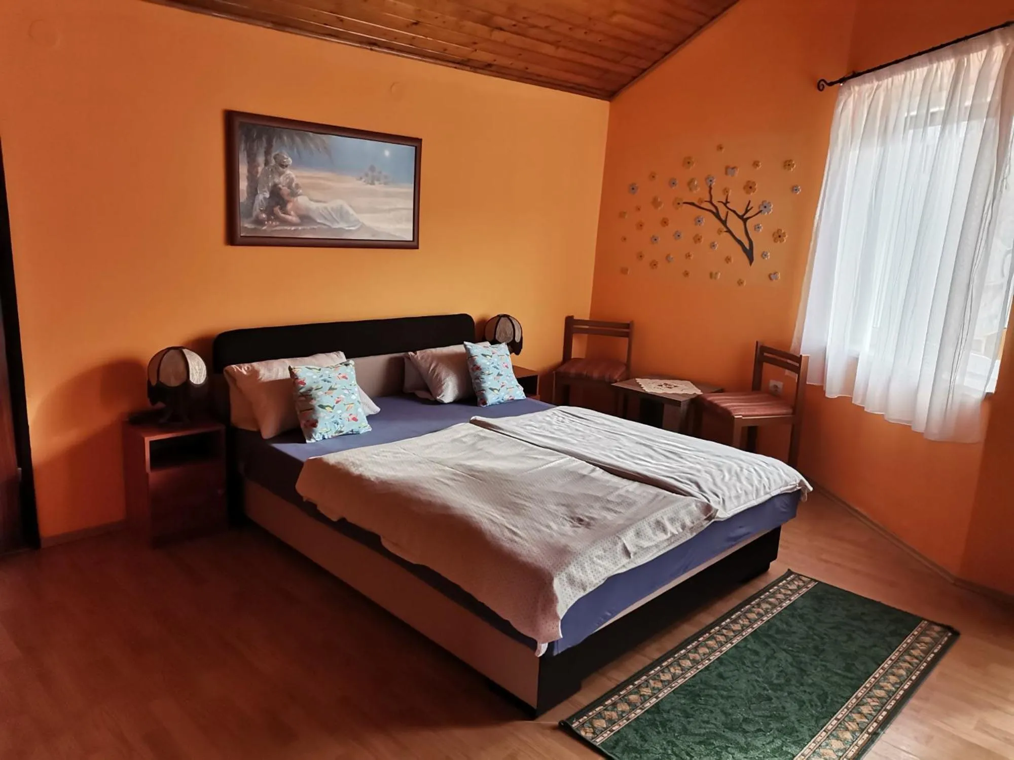 Bed in Fenyő Vendégház