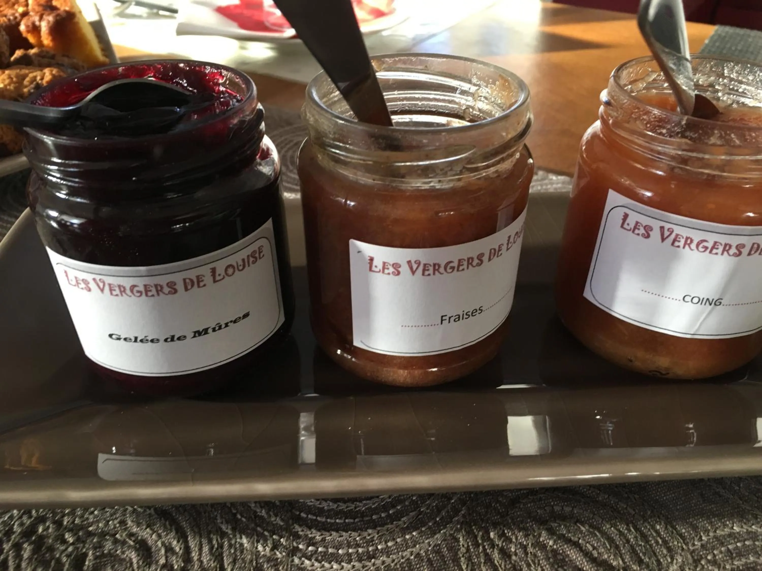 Food and drinks in Chambres d'Hôtes LES VERGERS DE LOUISE