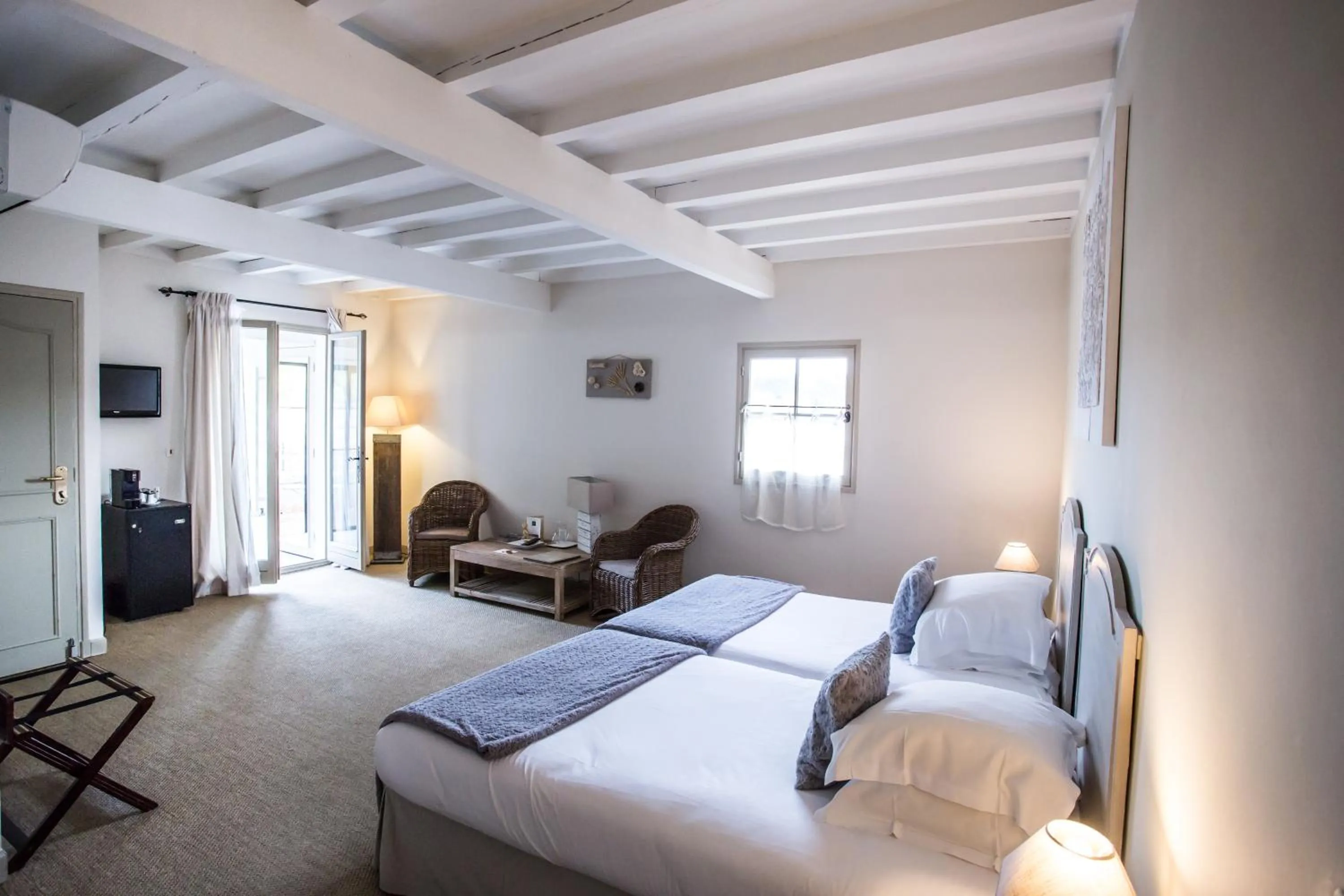 Day, Bed in La Regalido