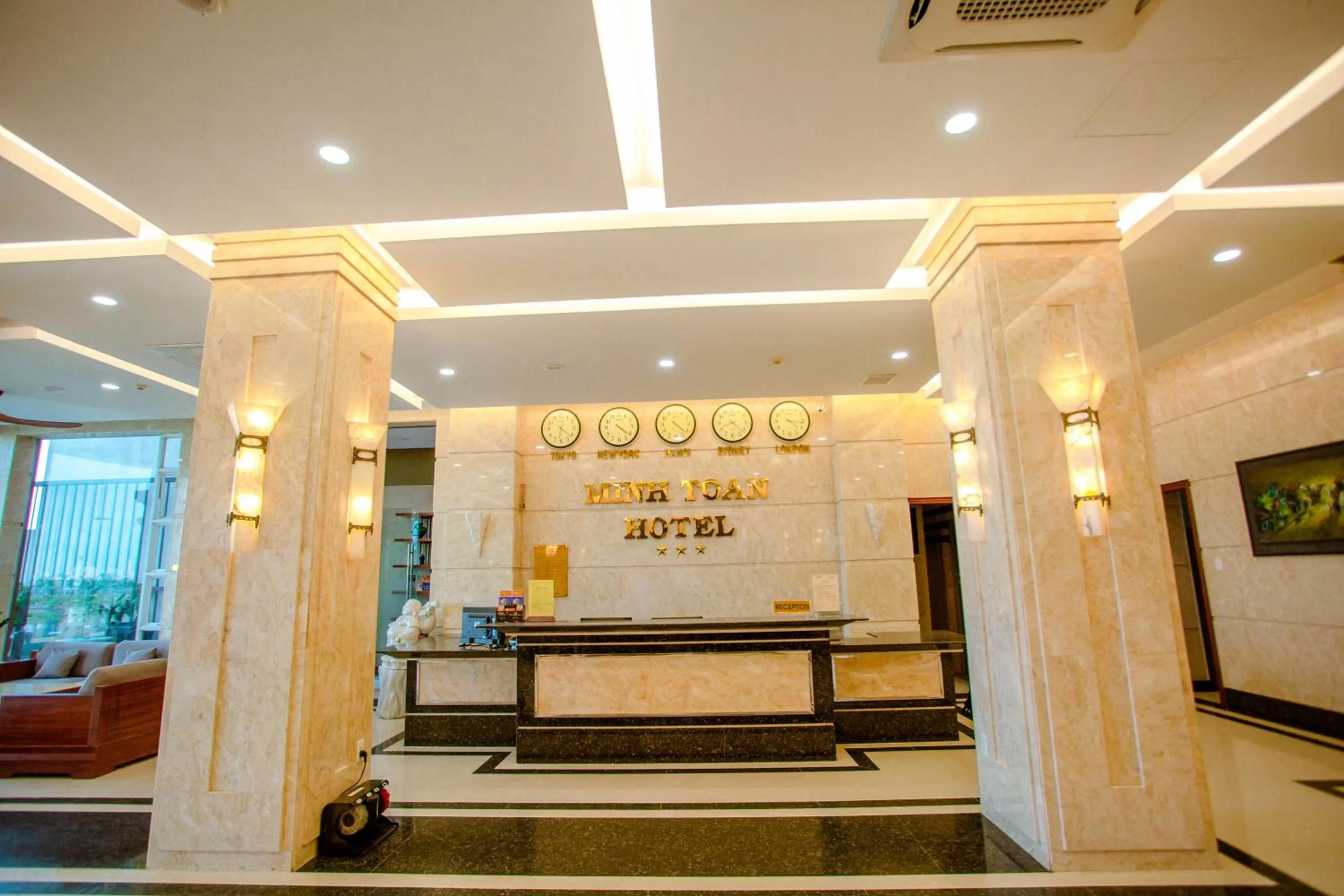 Lobby or reception in Minh Toan Athena Hotel