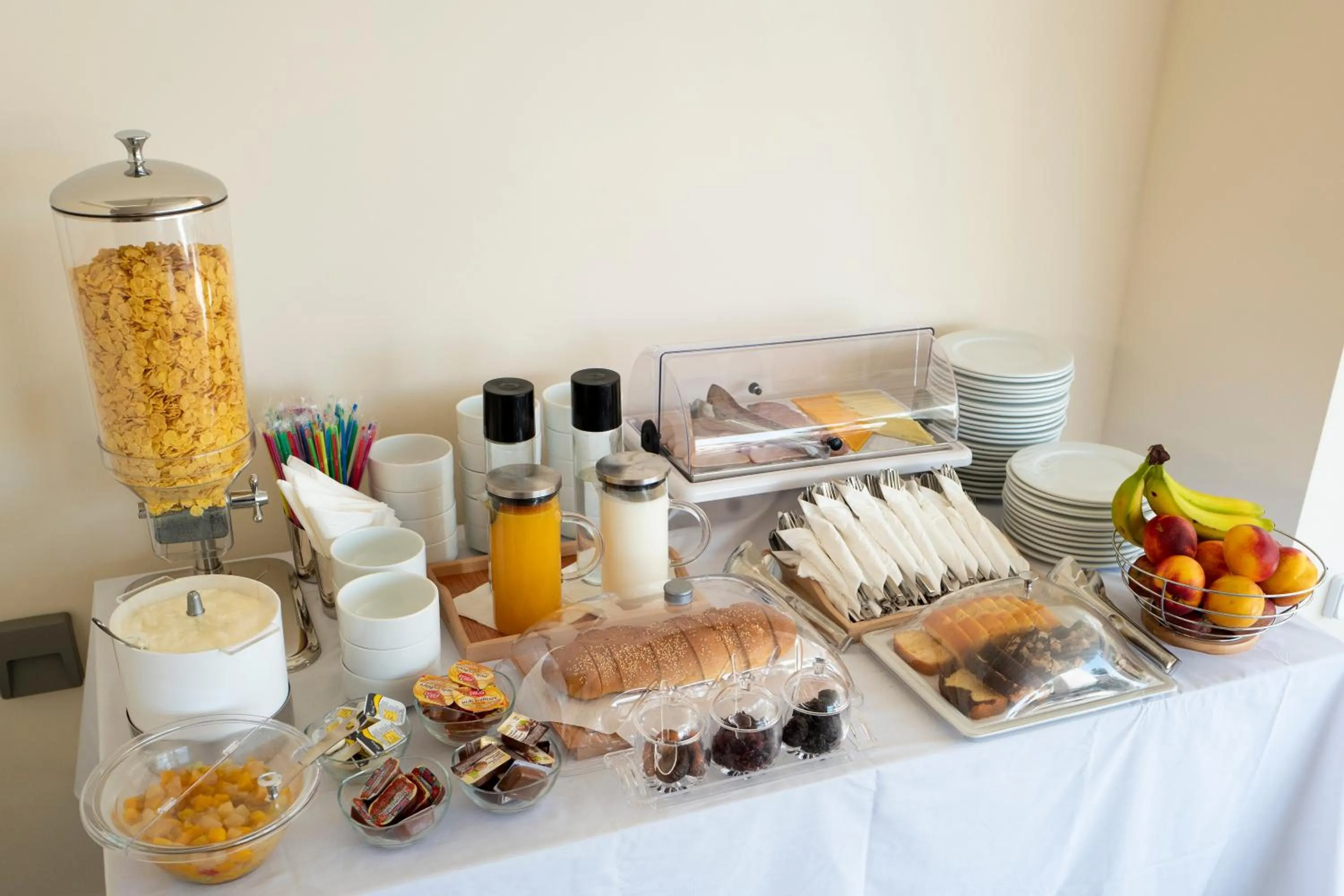 Breakfast in Athens Market Portrait