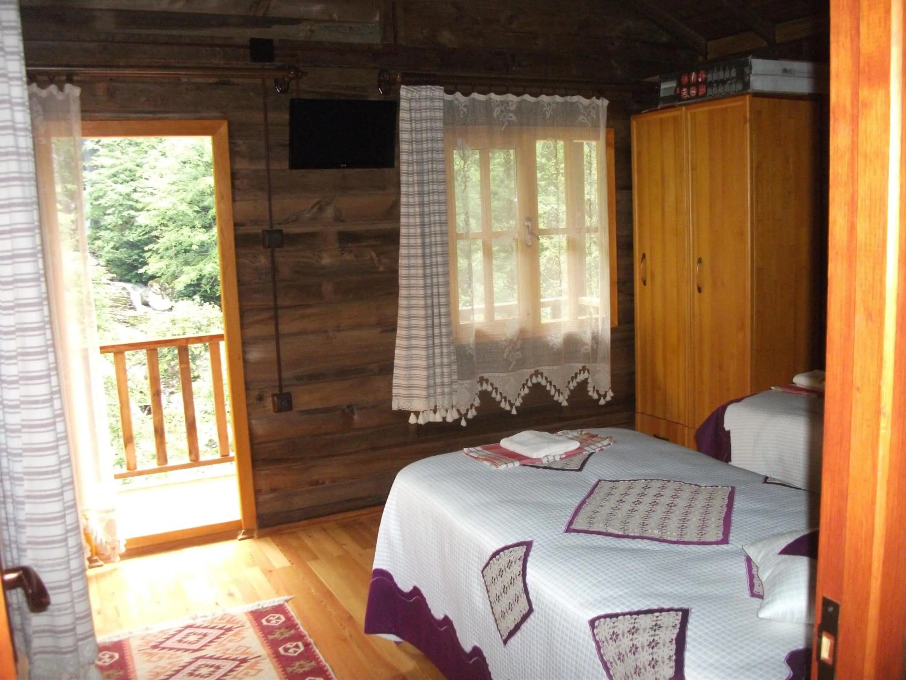 Bedroom, Bed in Mencuna Konaklari