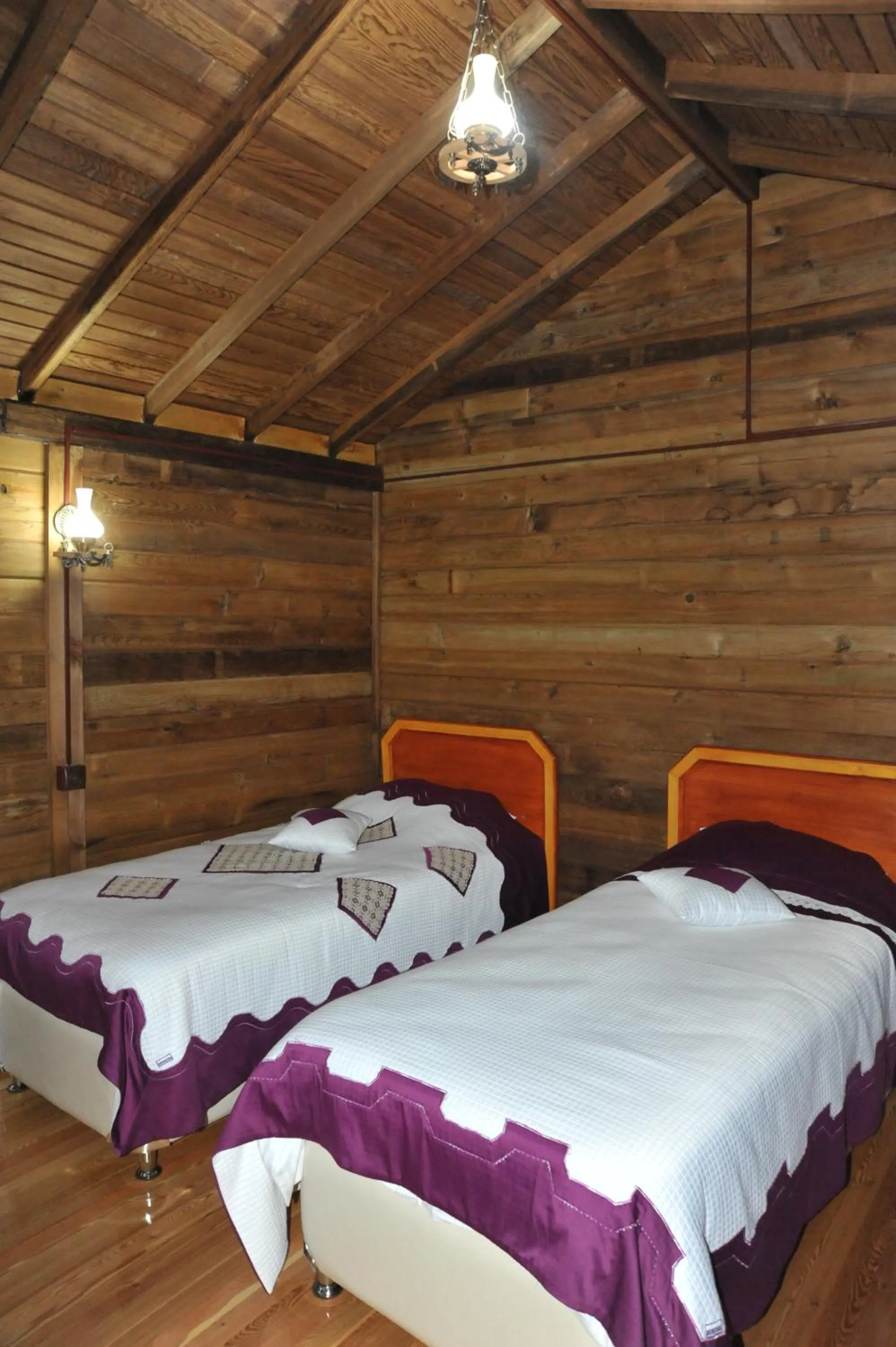 Decorative detail, Bed in Mencuna Konaklari