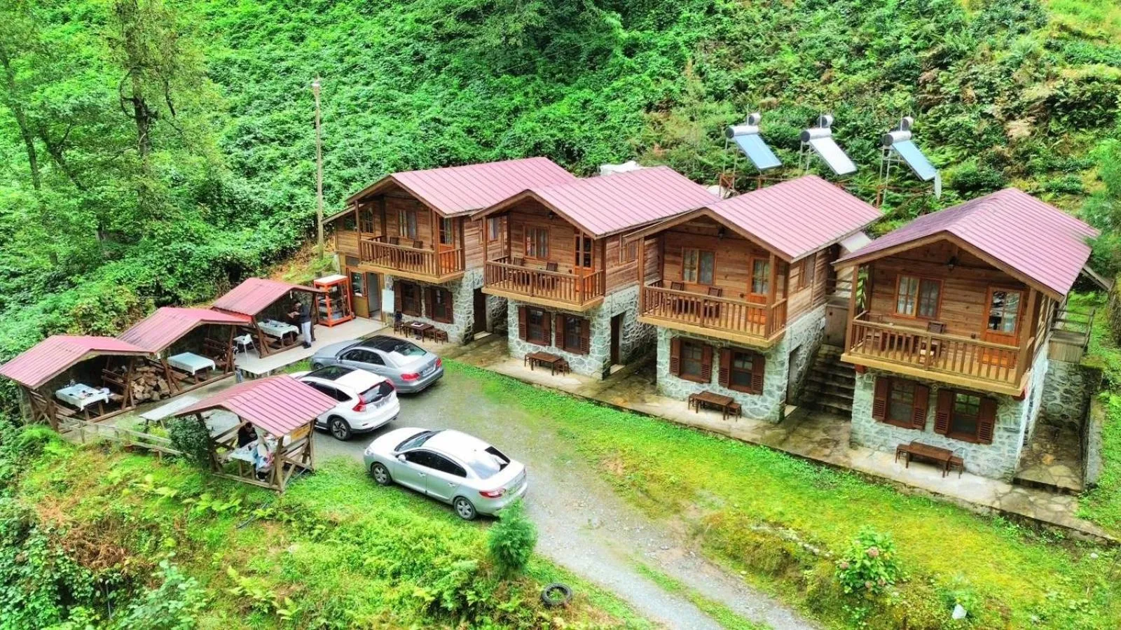 Property building in Mencuna Konaklari