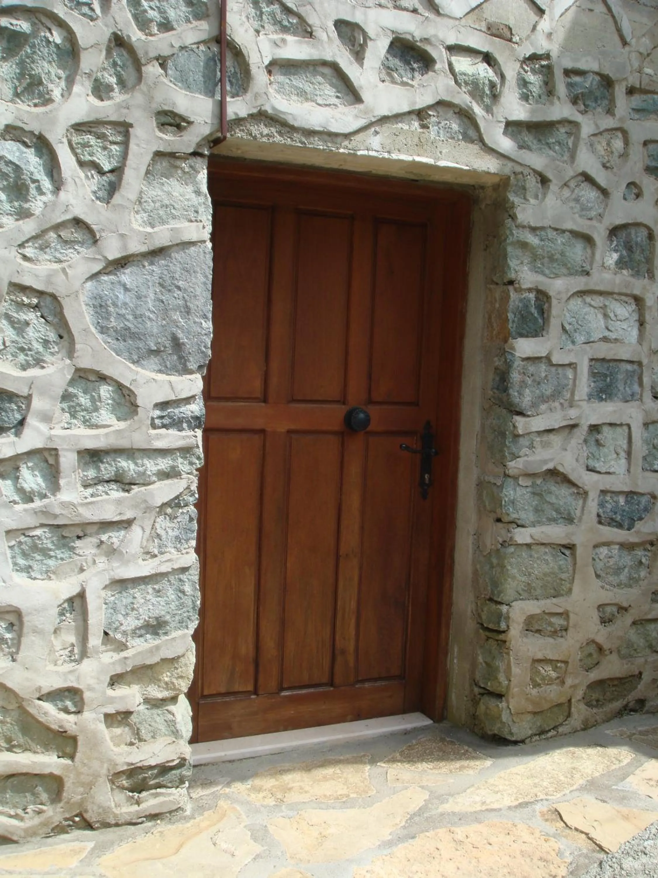 Facade/entrance in Mencuna Konaklari