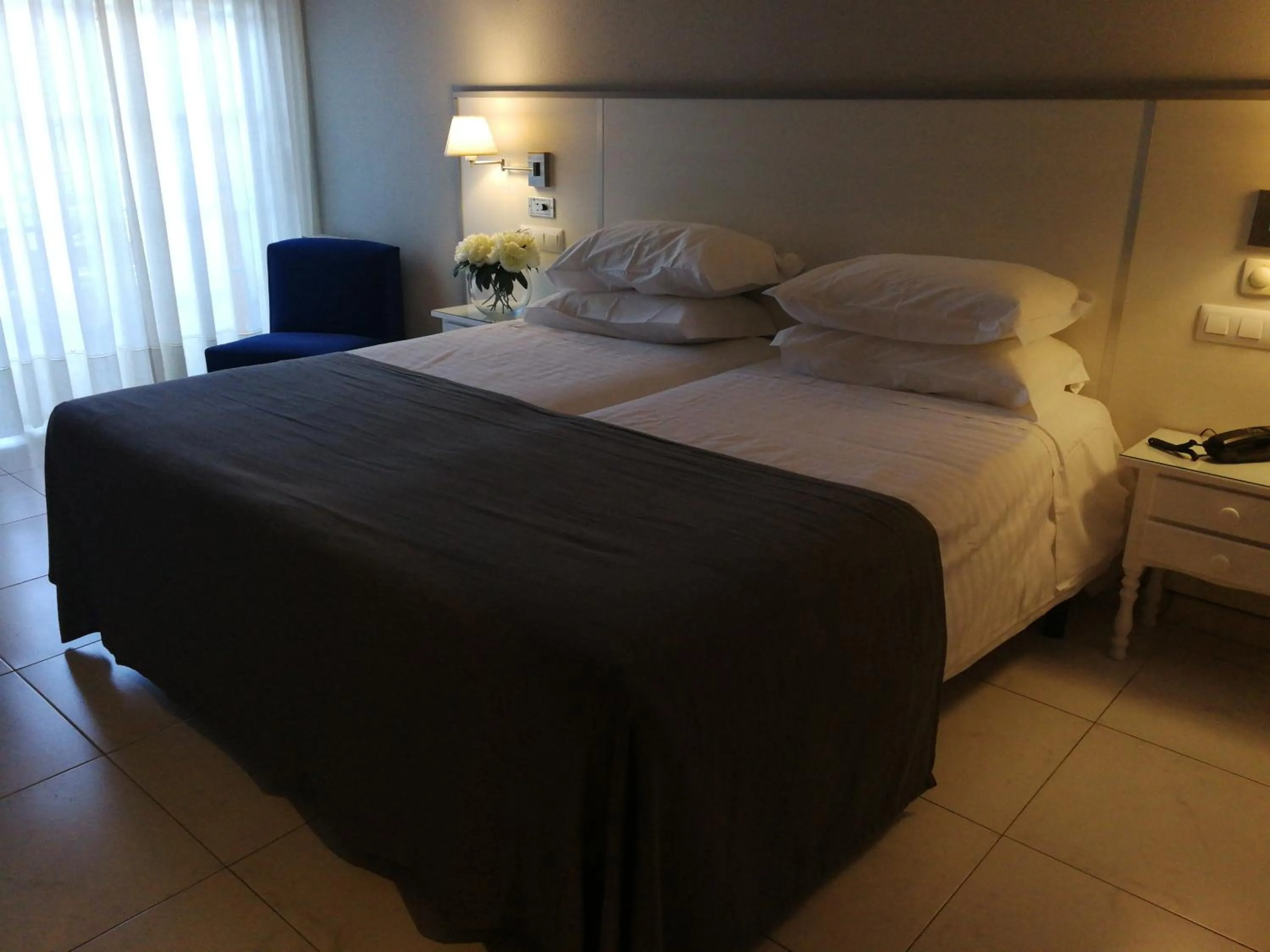 Photo of the whole room, Bed in Hotel Ancora SANXENXO