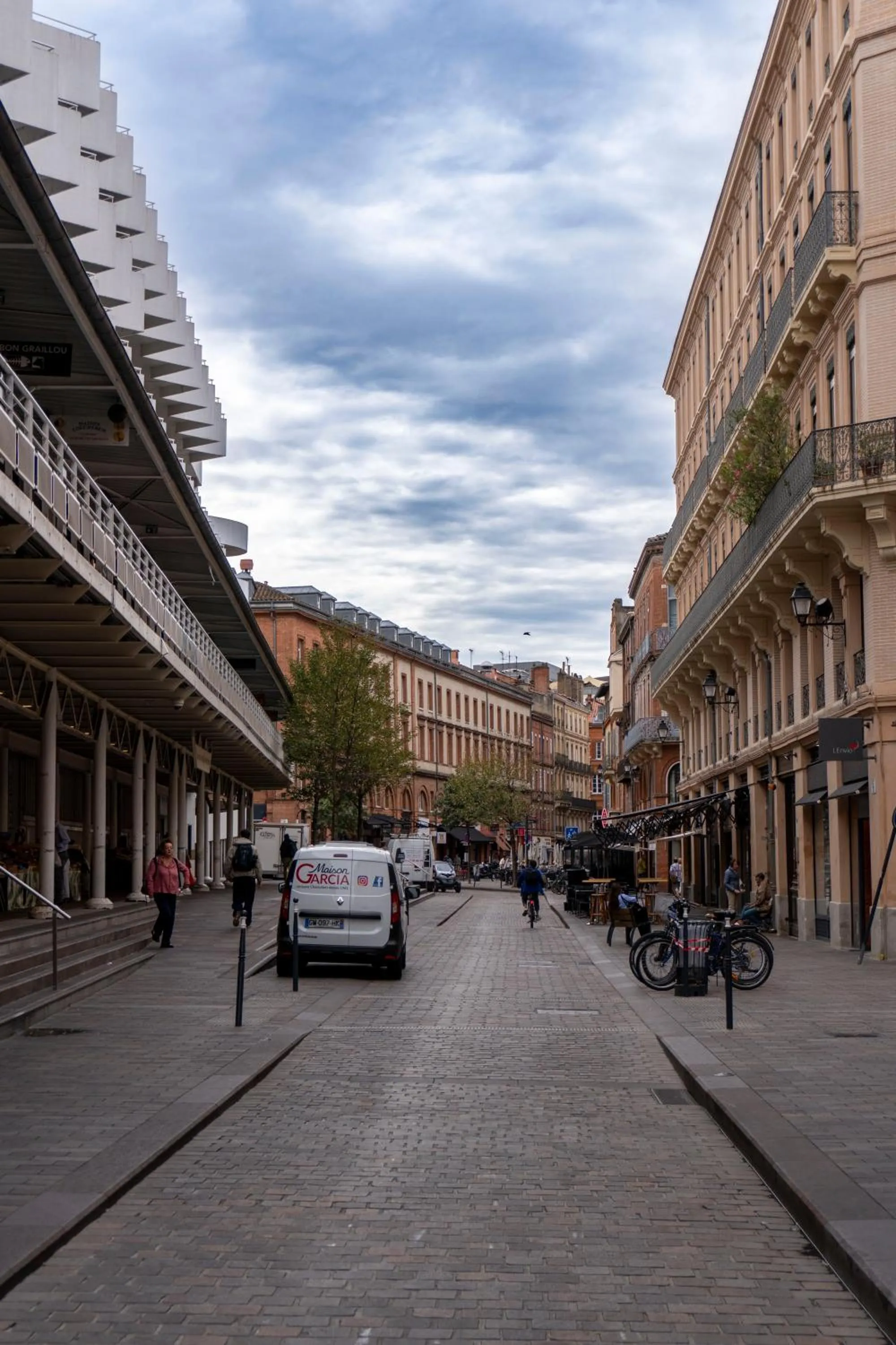 Neighbourhood in Hotel Ours Blanc - Victor Hugo