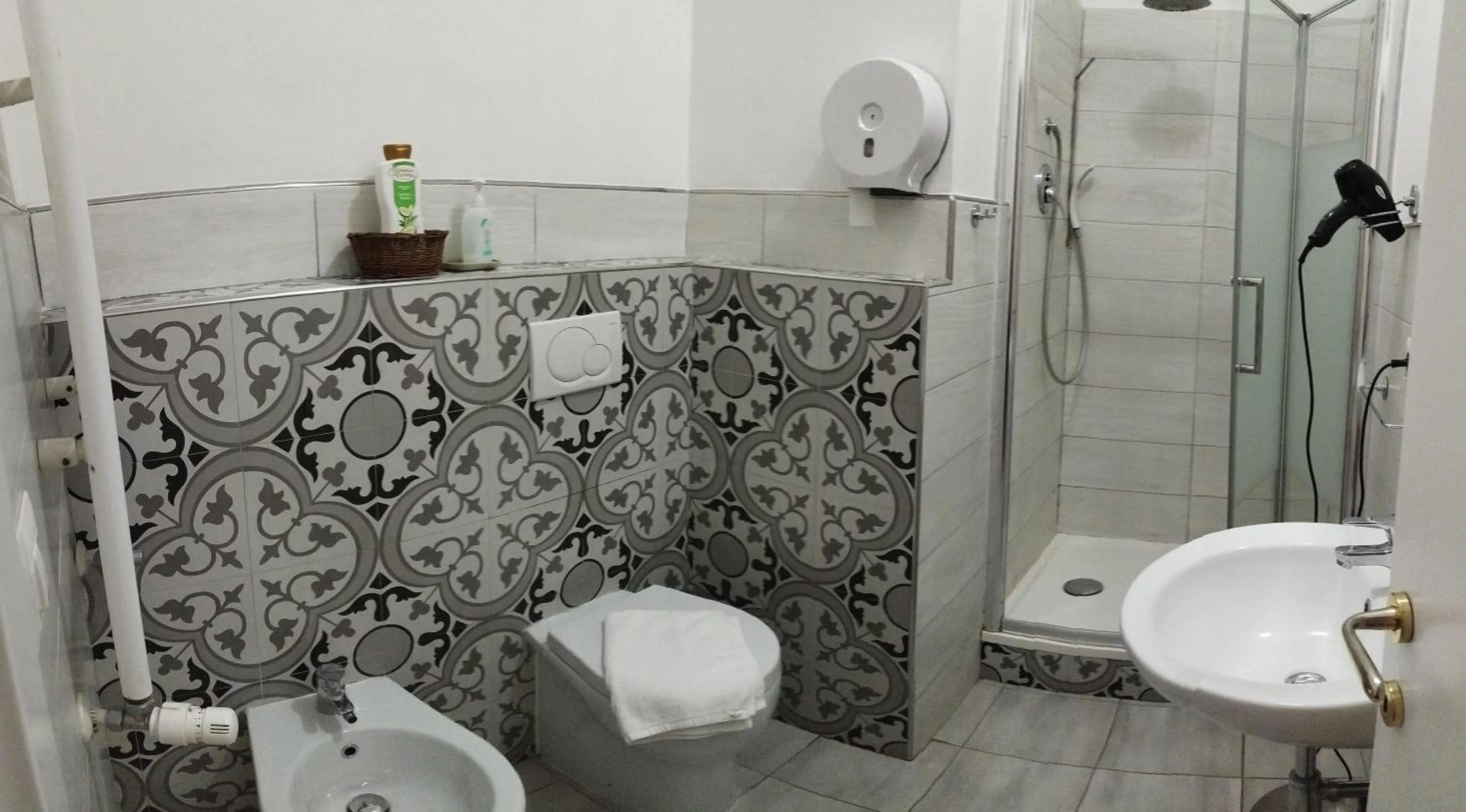 Classic Triple Room in Casa Celeste
