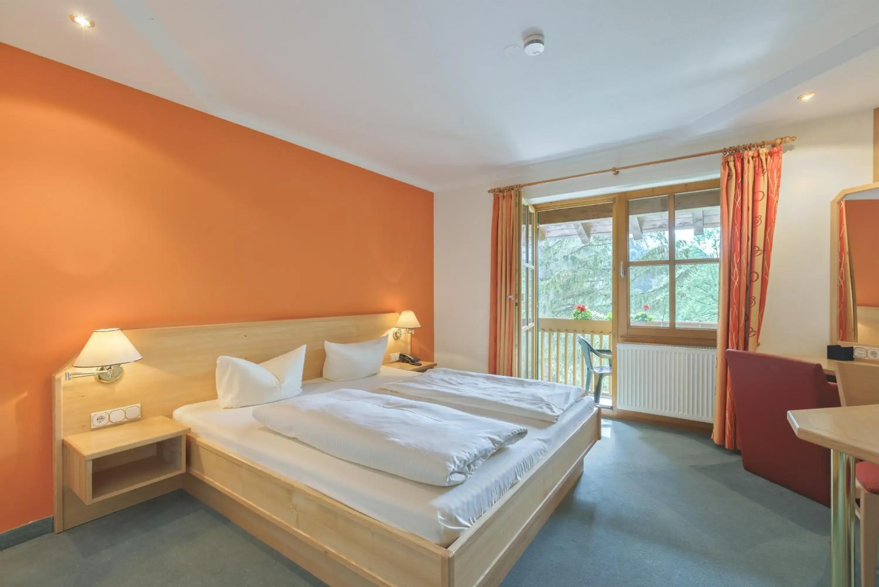 Bed in Alphotel Ettal