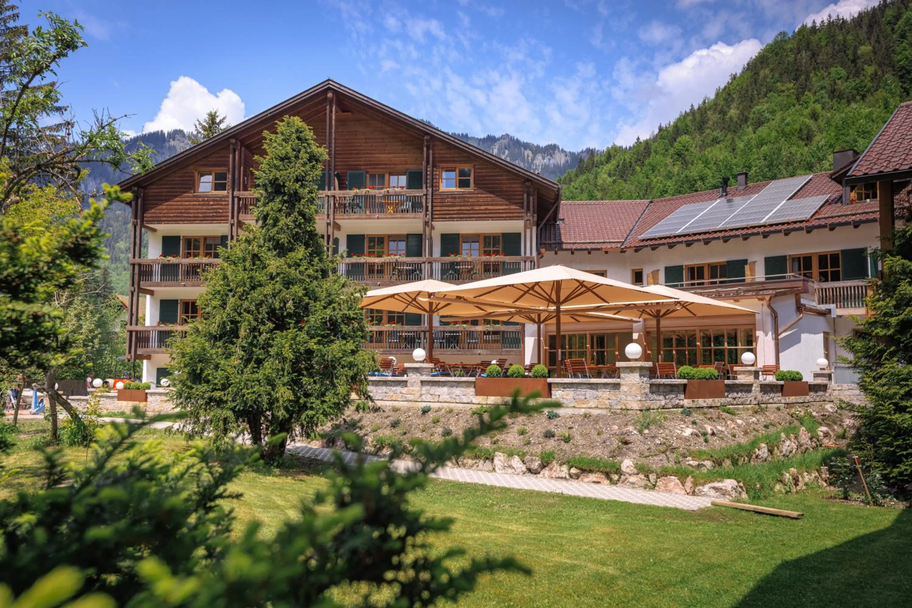 Restaurant/places to eat in Alphotel Ettal