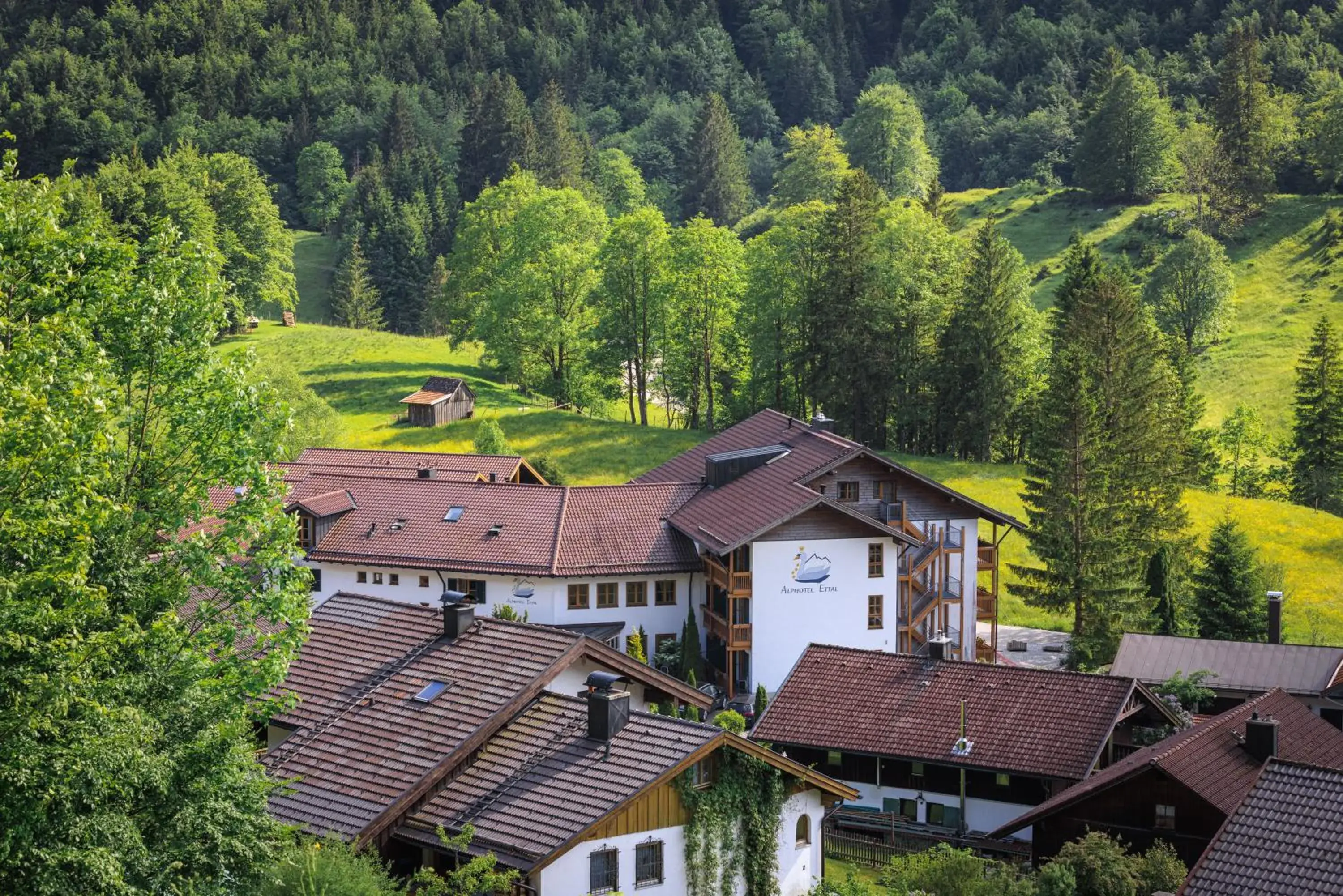 Property building, Bird's-eye View in Alphotel Ettal