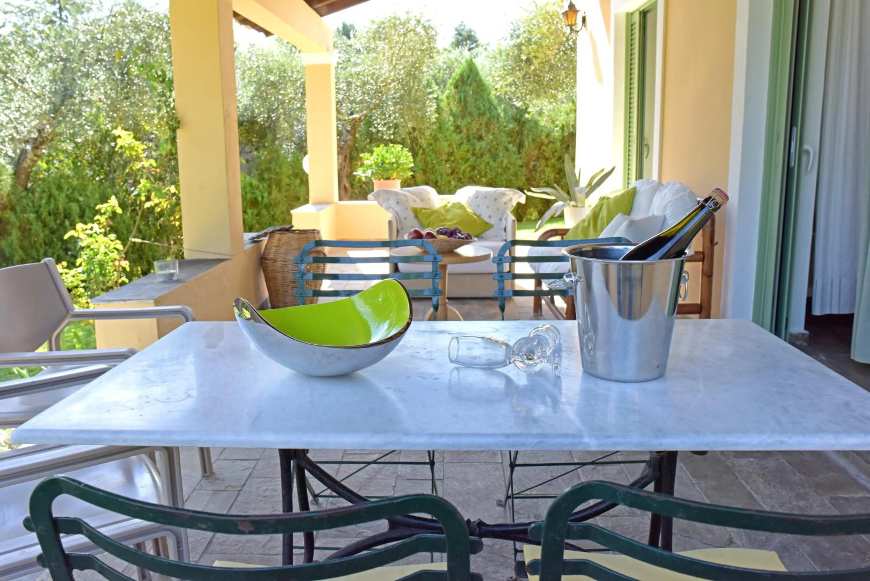 Garden in Isabella Country House