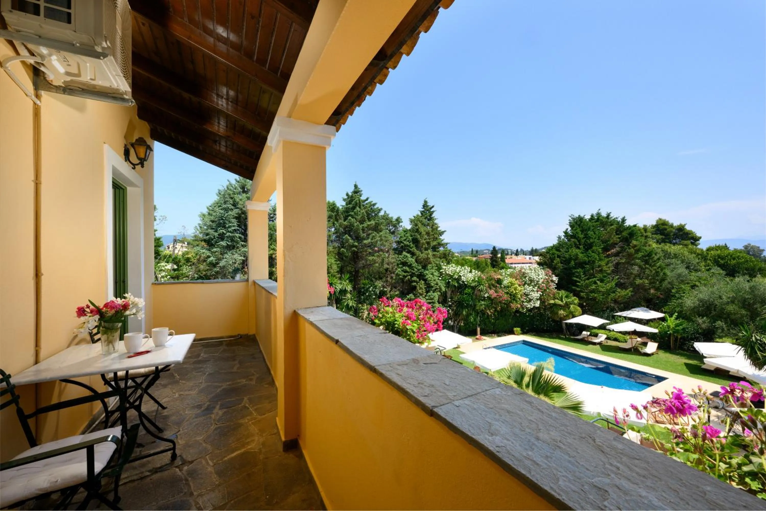 Isabella Country House