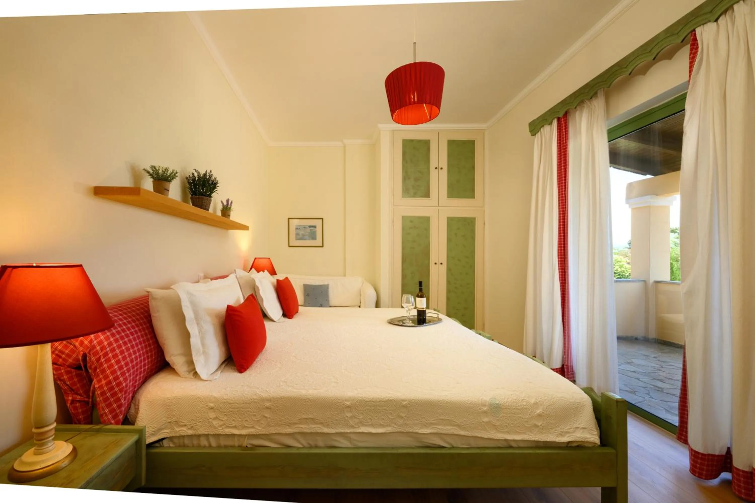 Bed in Isabella Country House