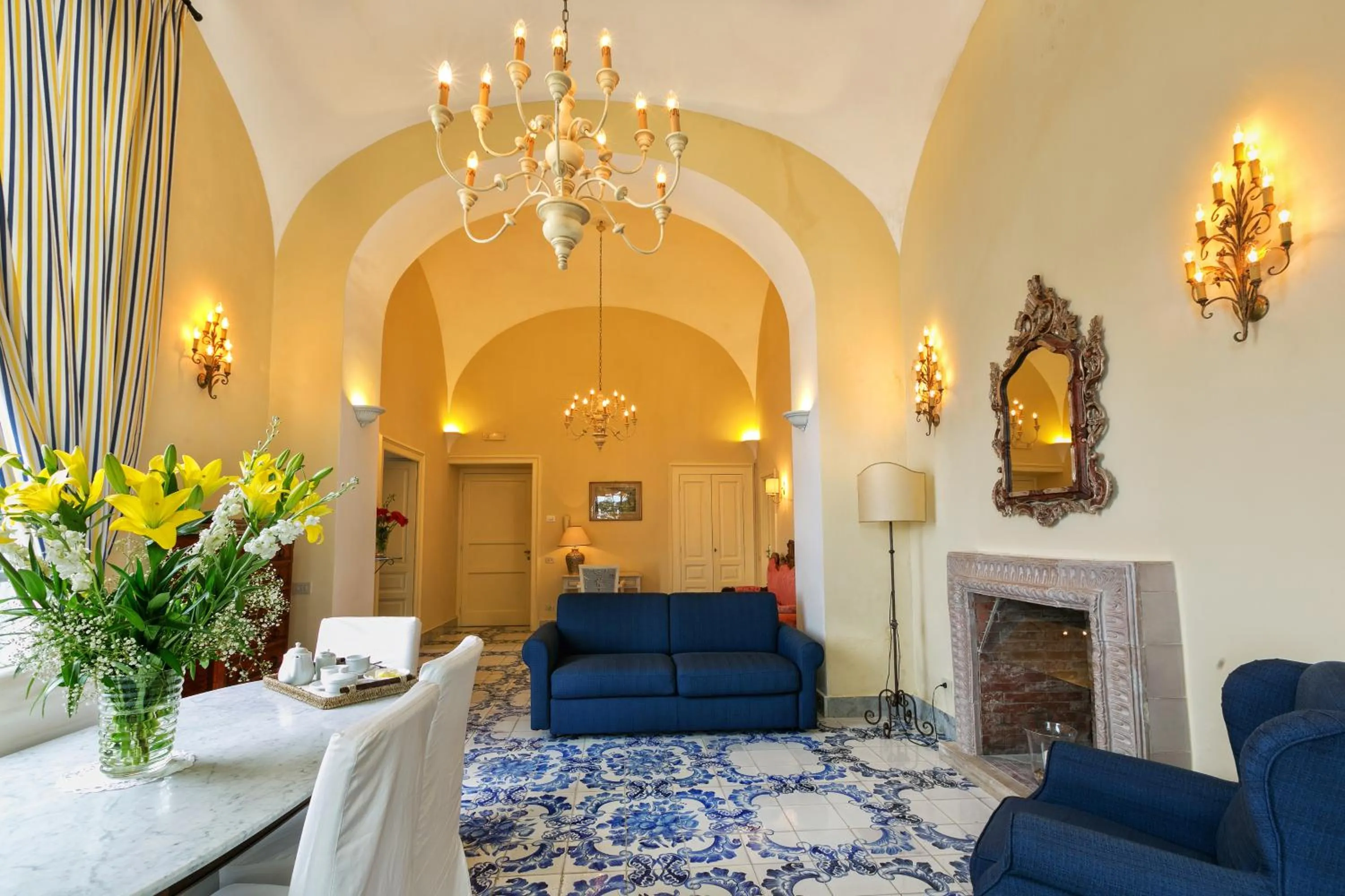 Living room in Palazzo Margherita