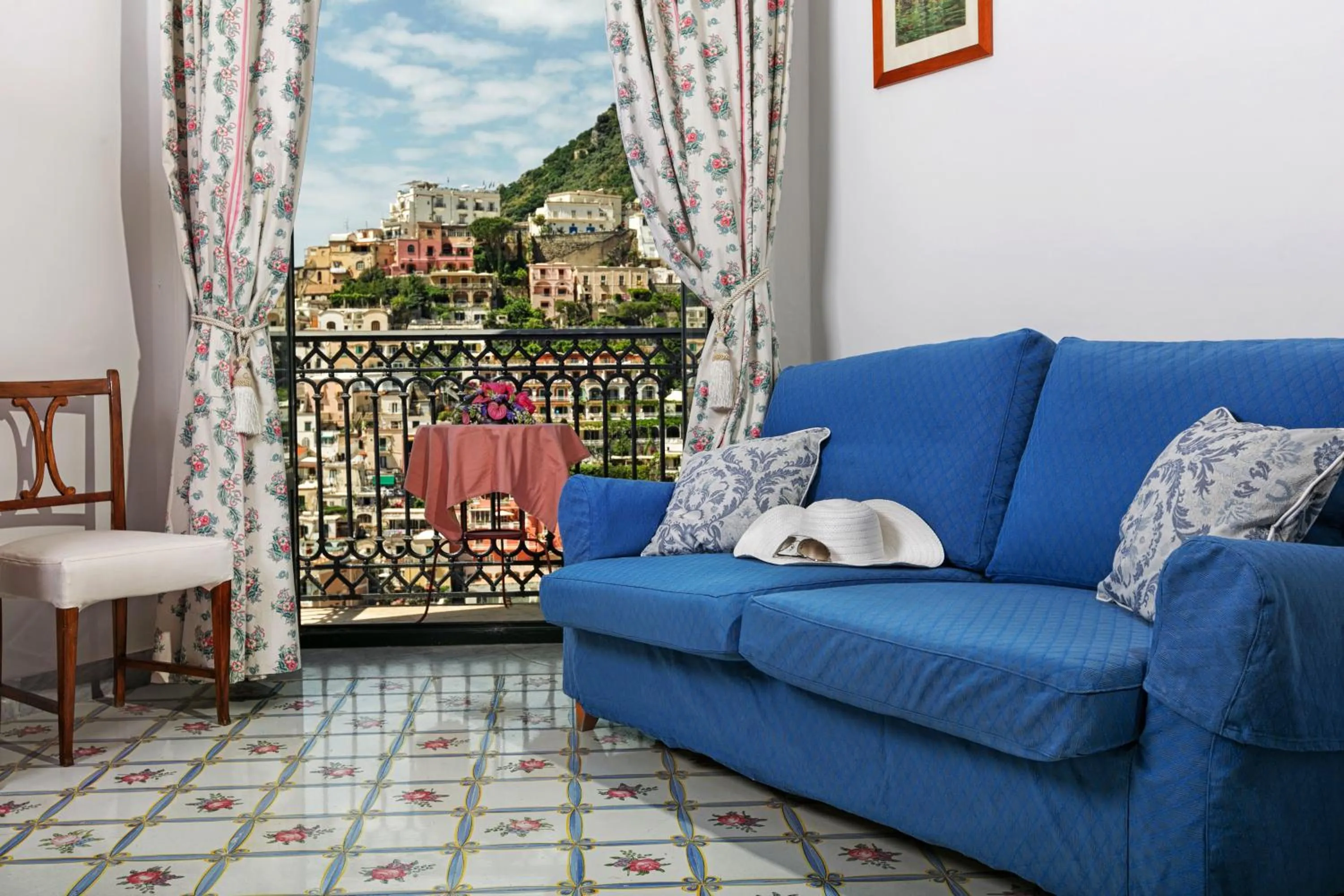 Living room in Palazzo Margherita