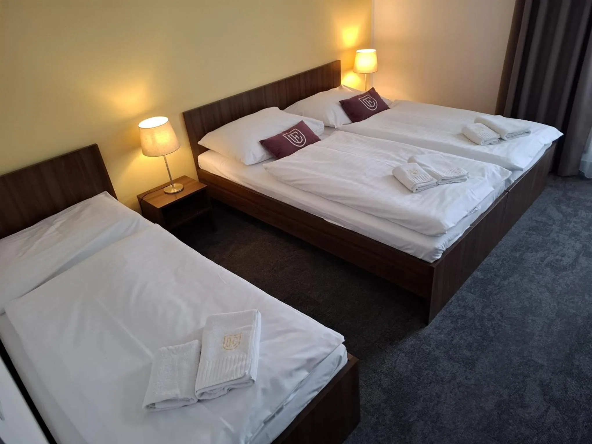 Bedroom, Bed in Hotel Eminent