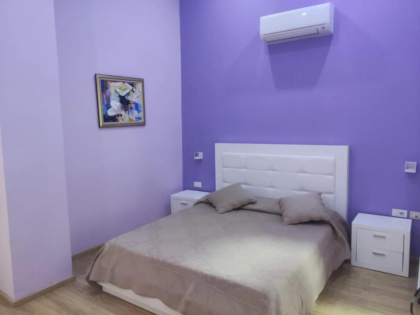 Photo of the whole room, Bed in Hotel & Restaurant White City