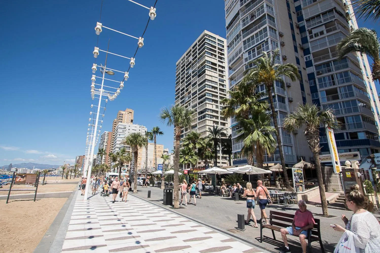 Day in Apartamentos Torre Yago