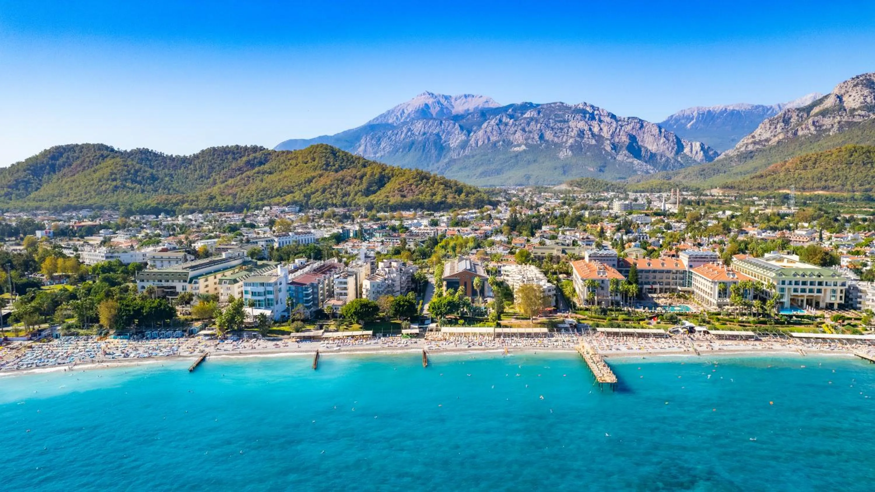 Property building in Fame Beach Hotel