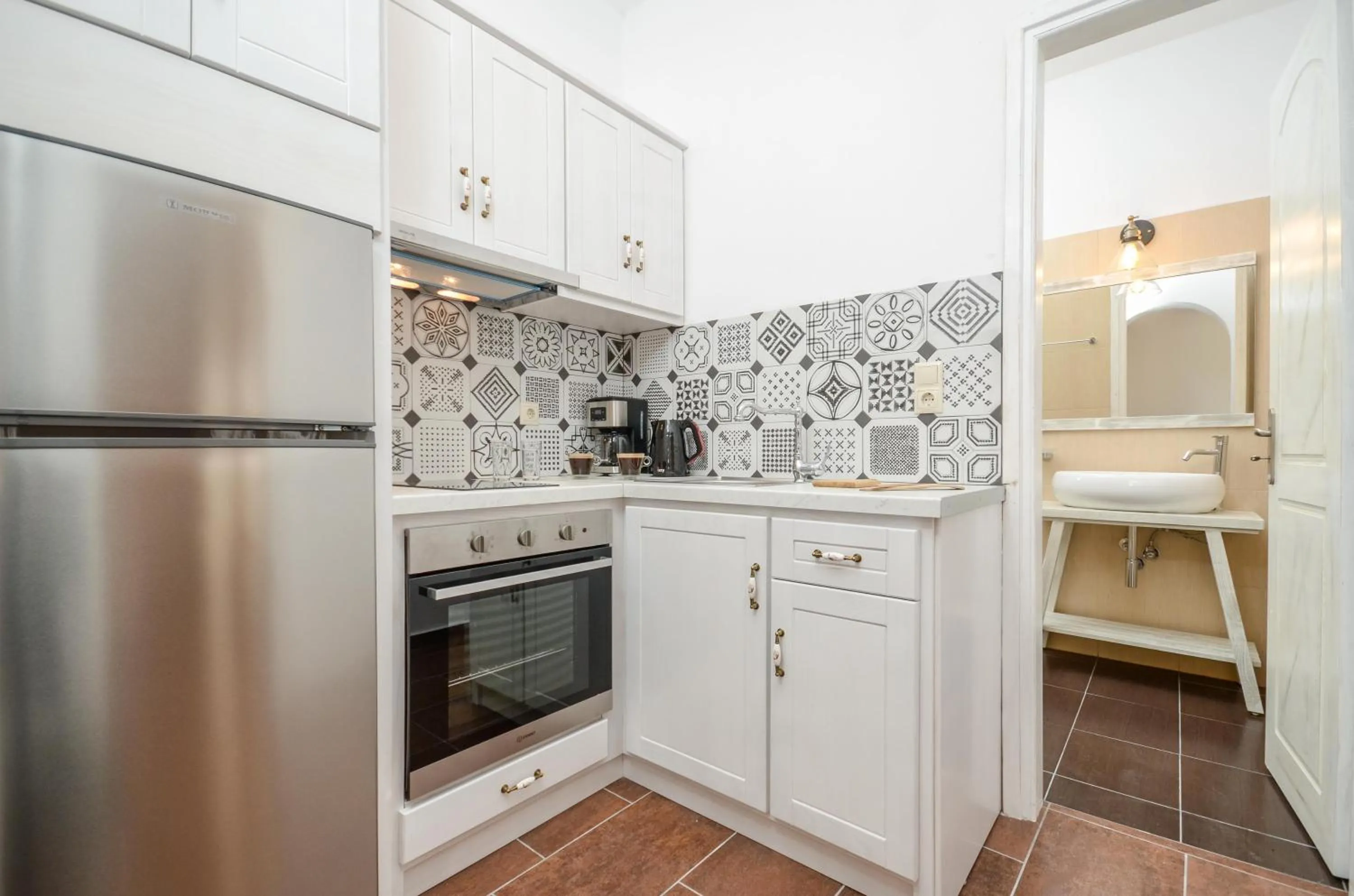 Coffee/tea facilities in Asterias Studios