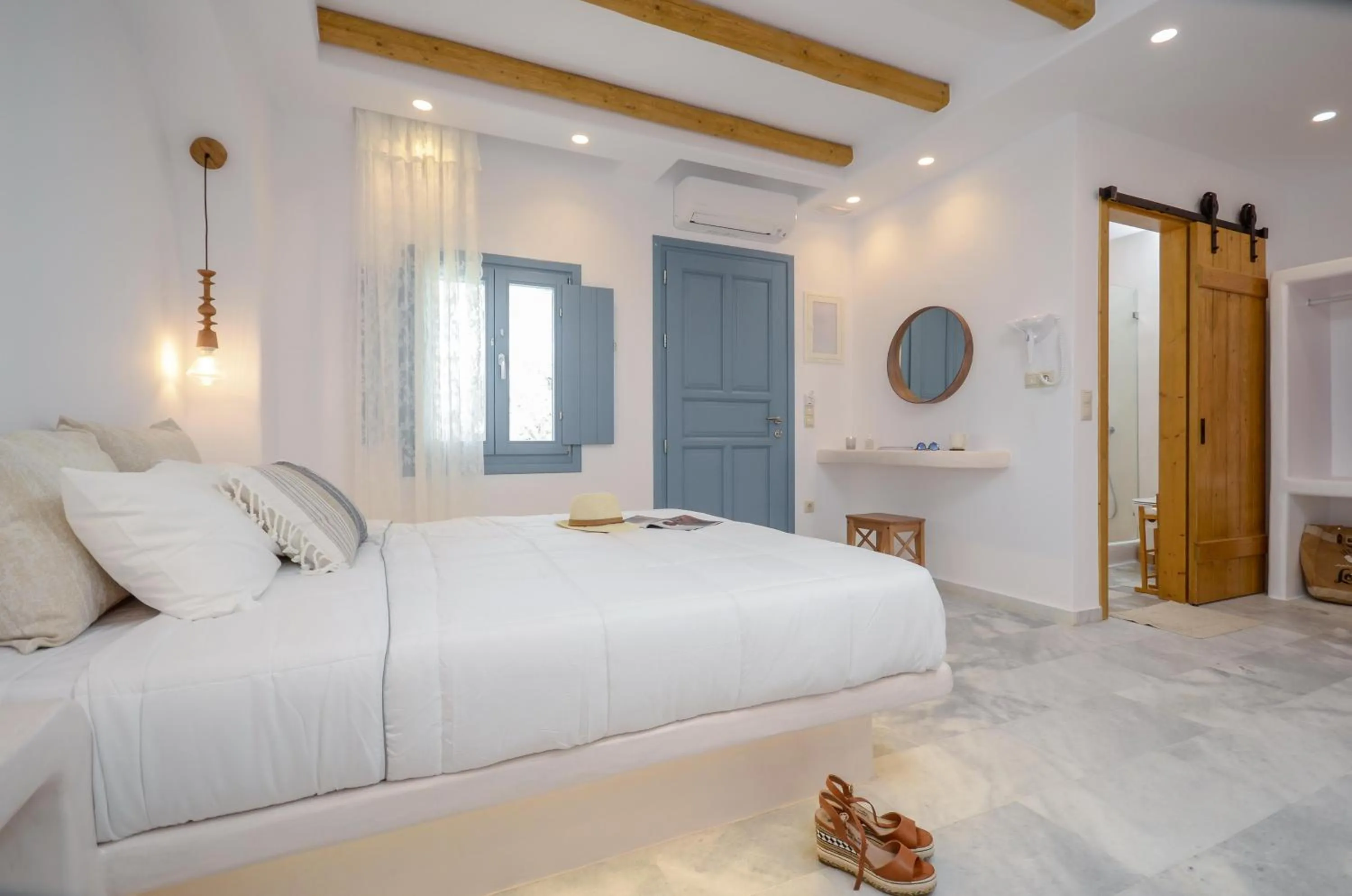 Bedroom, Bed in Asterias Studios