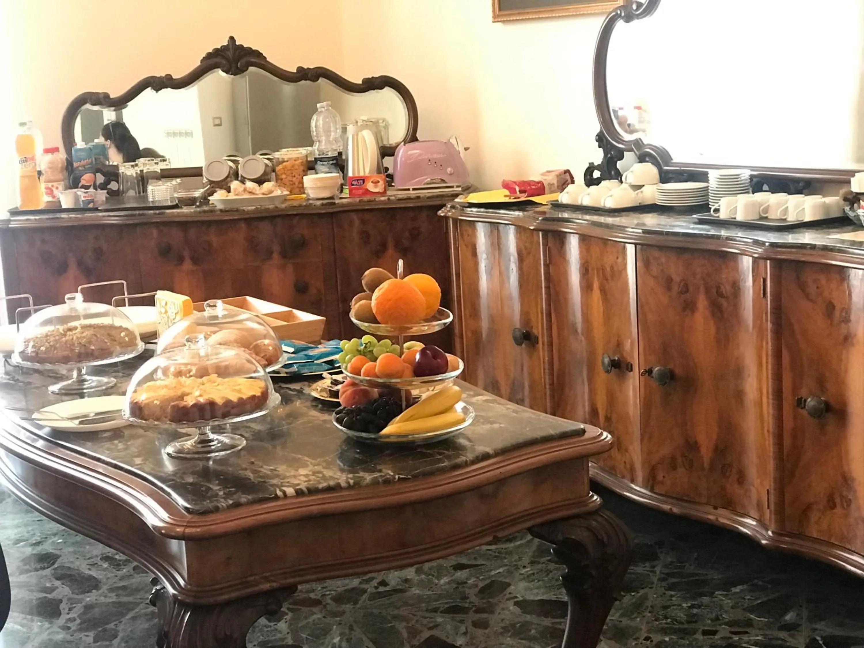 Breakfast in Casa del Marchese B&B