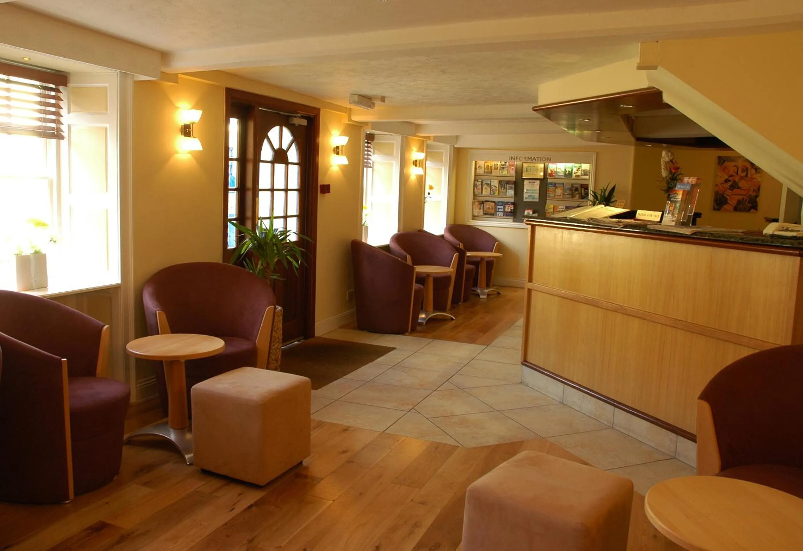 Lobby or reception in Duke Of Normandie