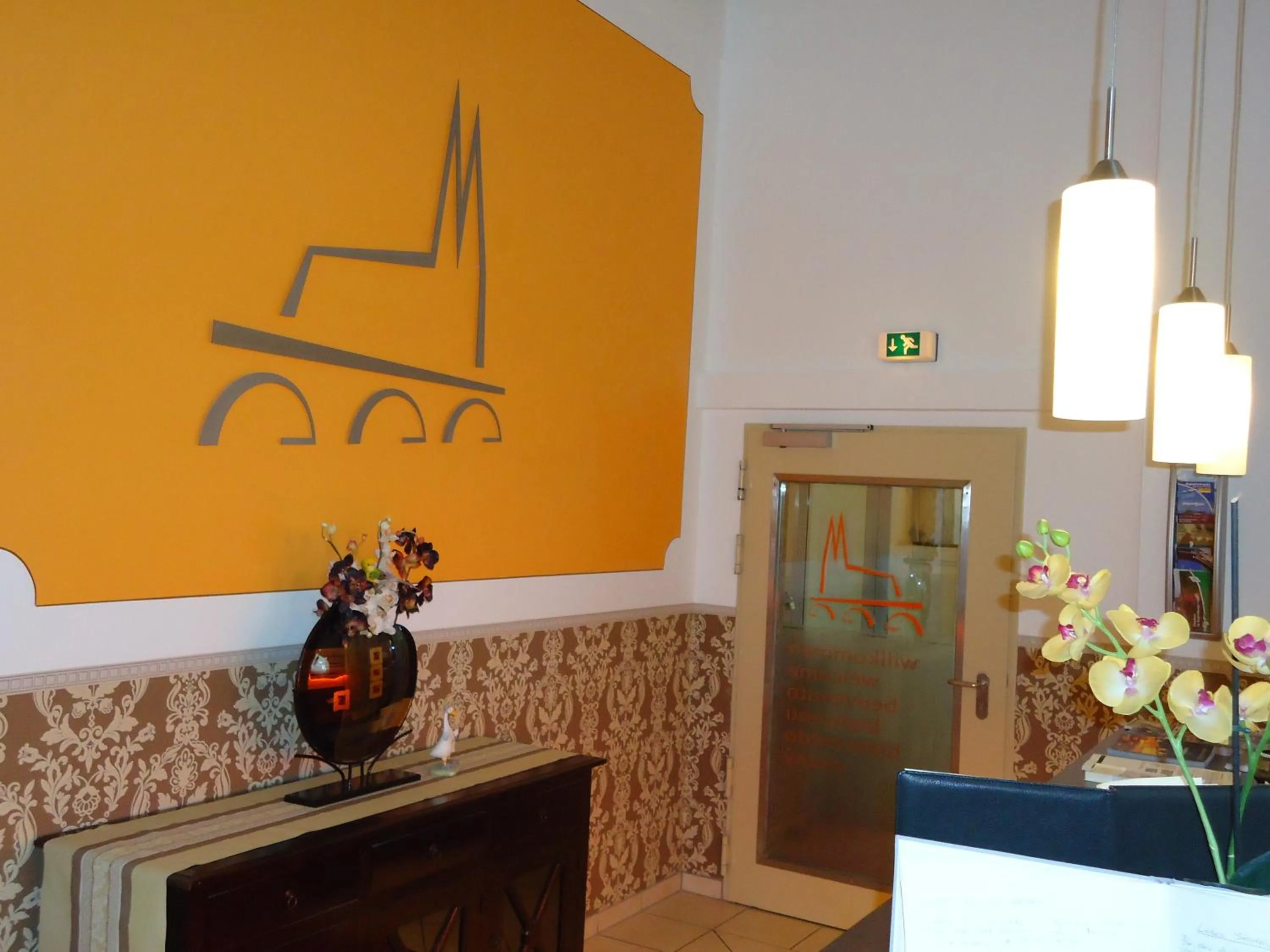 Lobby or reception in Stadthotel Regensburg