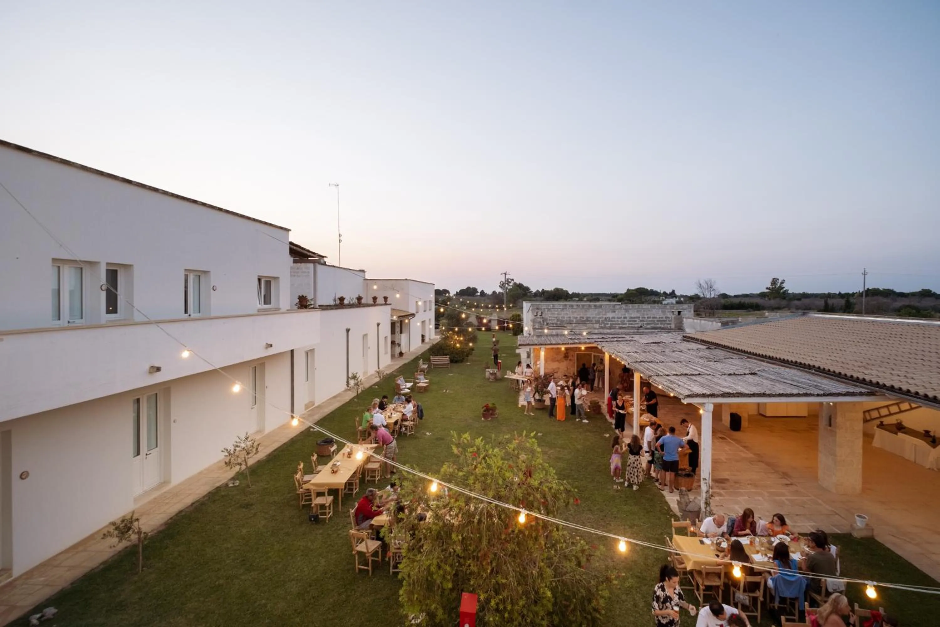 group of guests in Masseria Rauccio