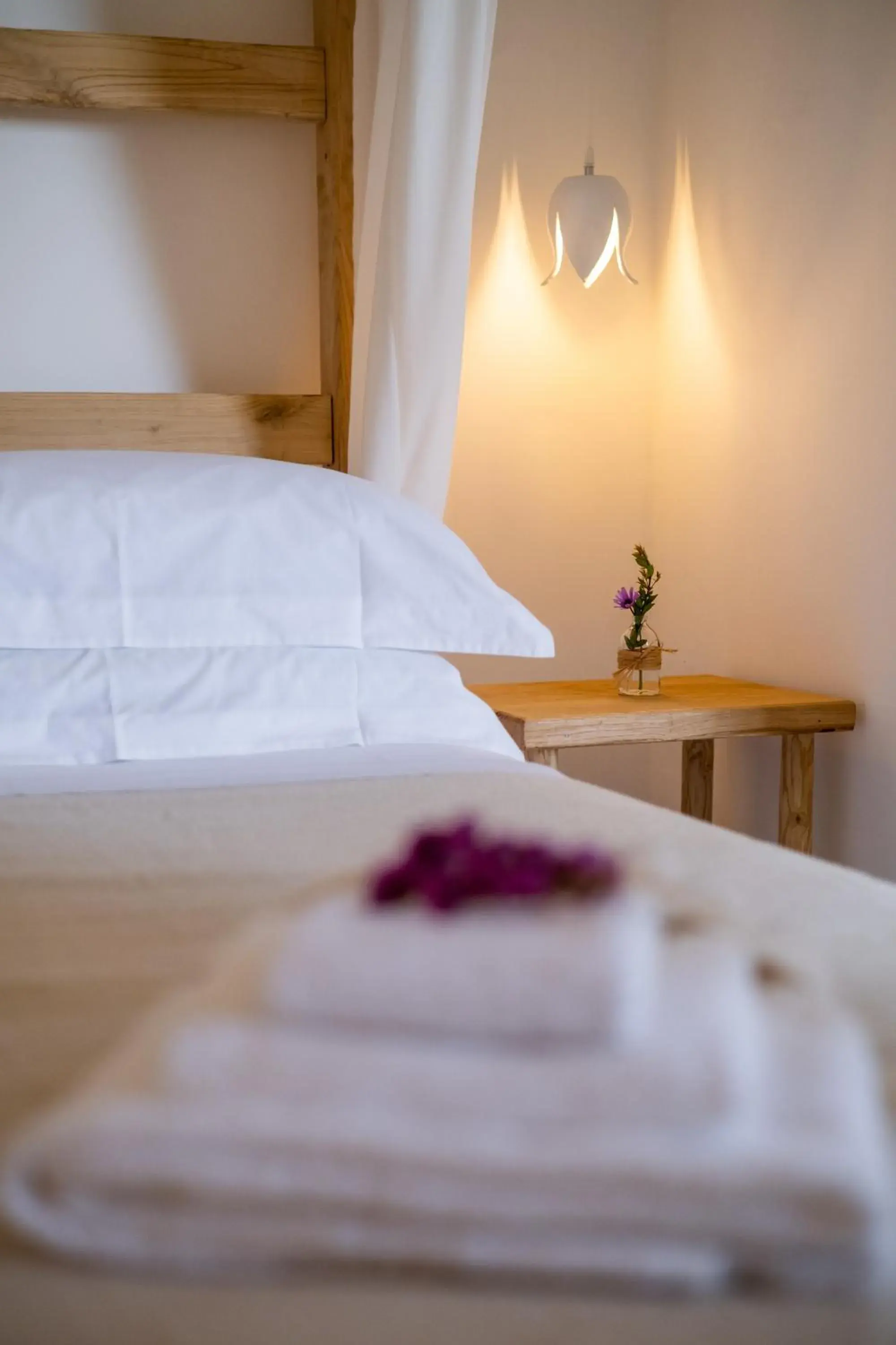 Decorative detail, Bed in Masseria Rauccio Decorative detail, Bed in Masseria Rauccio