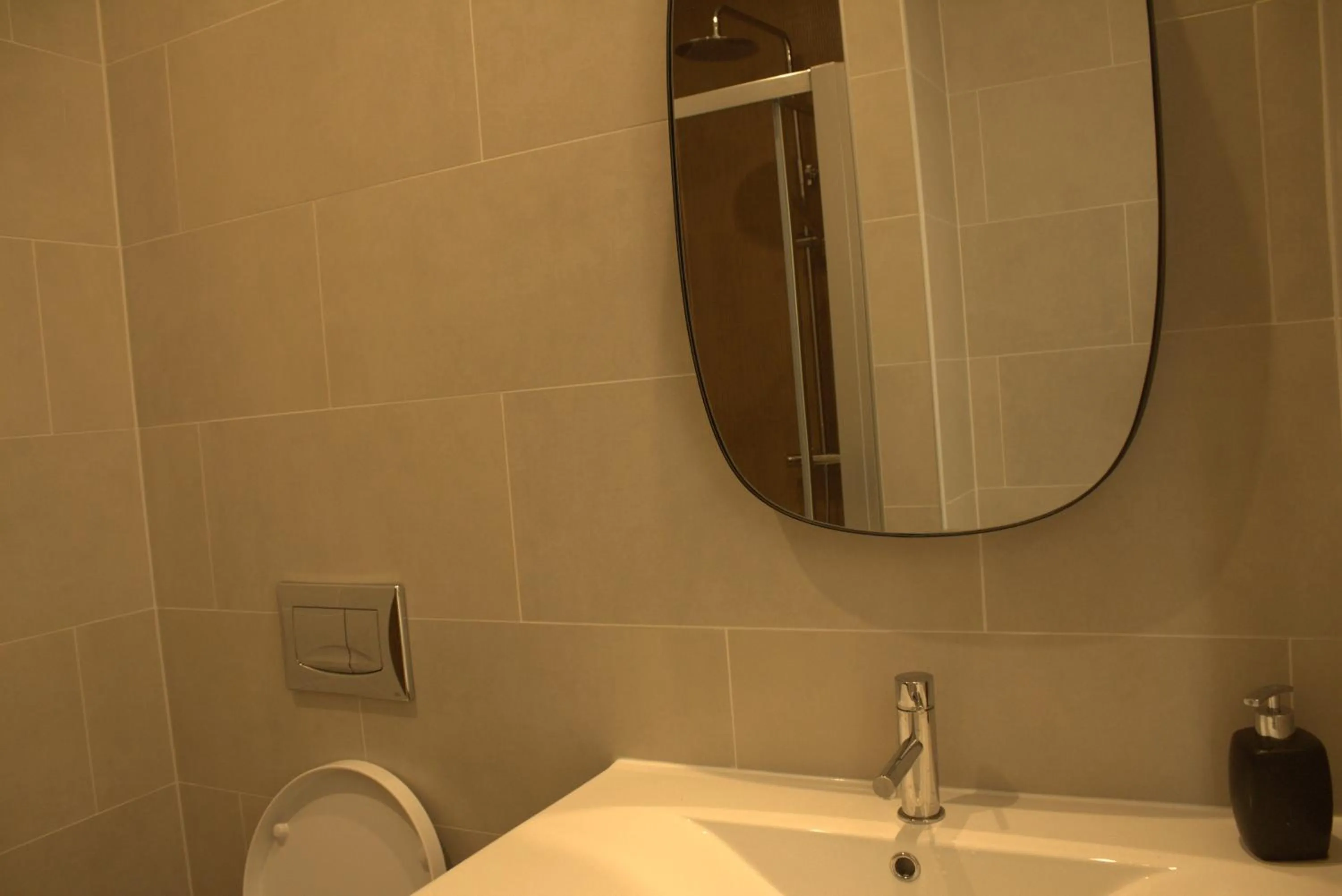 Bathroom in Rito Hall da Serra