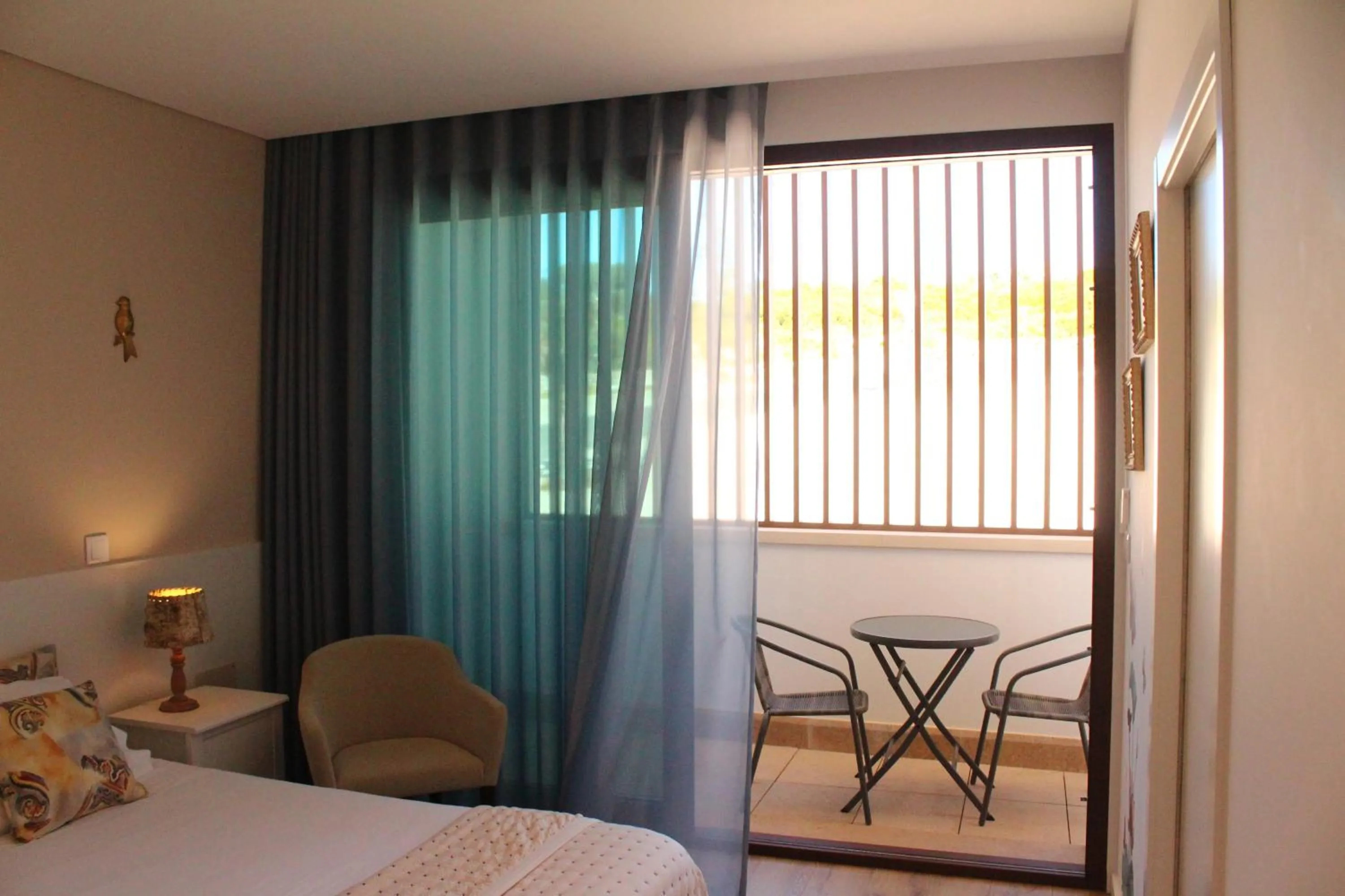 Balcony/Terrace, Bed in Rito Hall da Serra