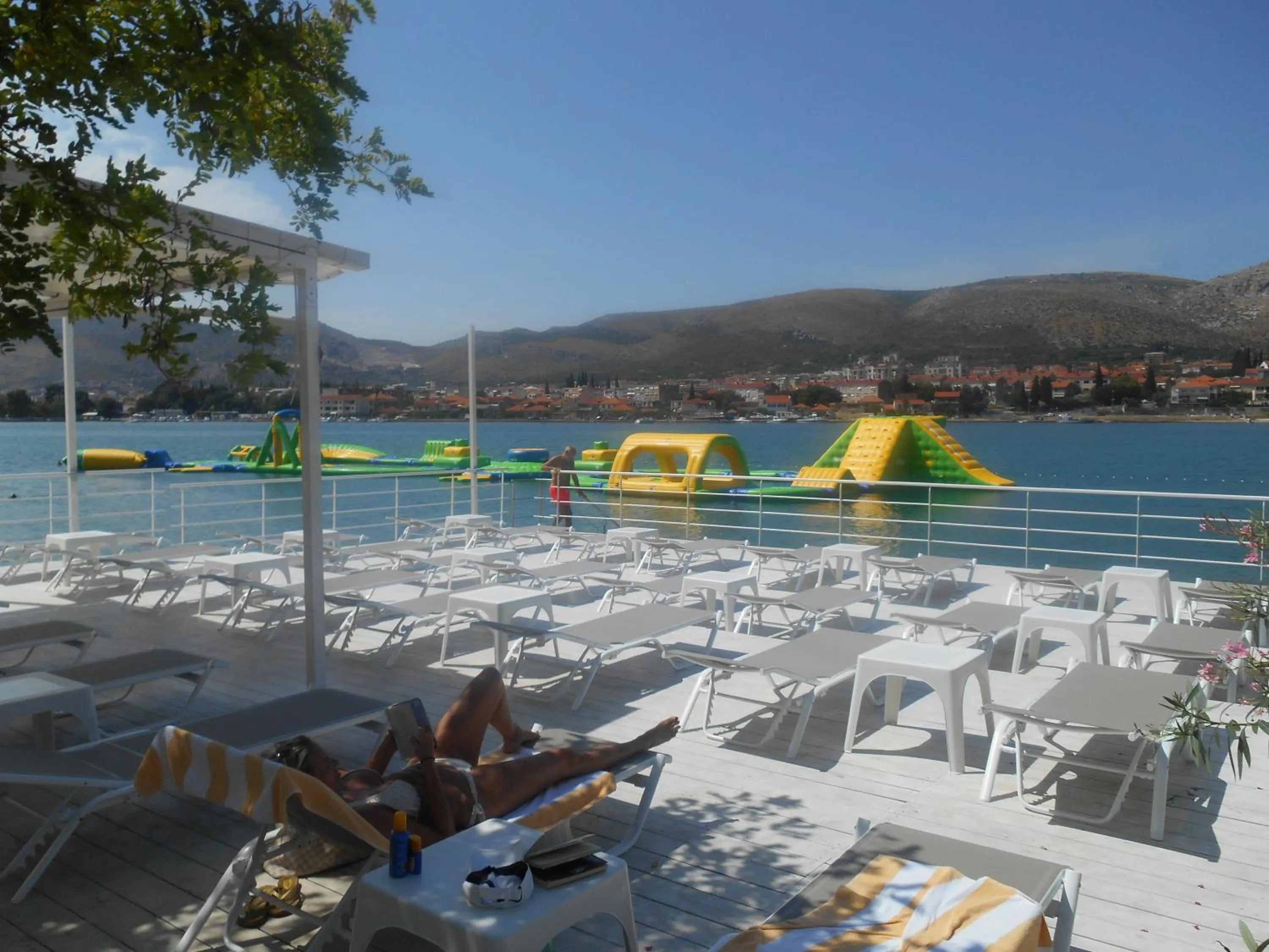 Beach in Apartments Brešan