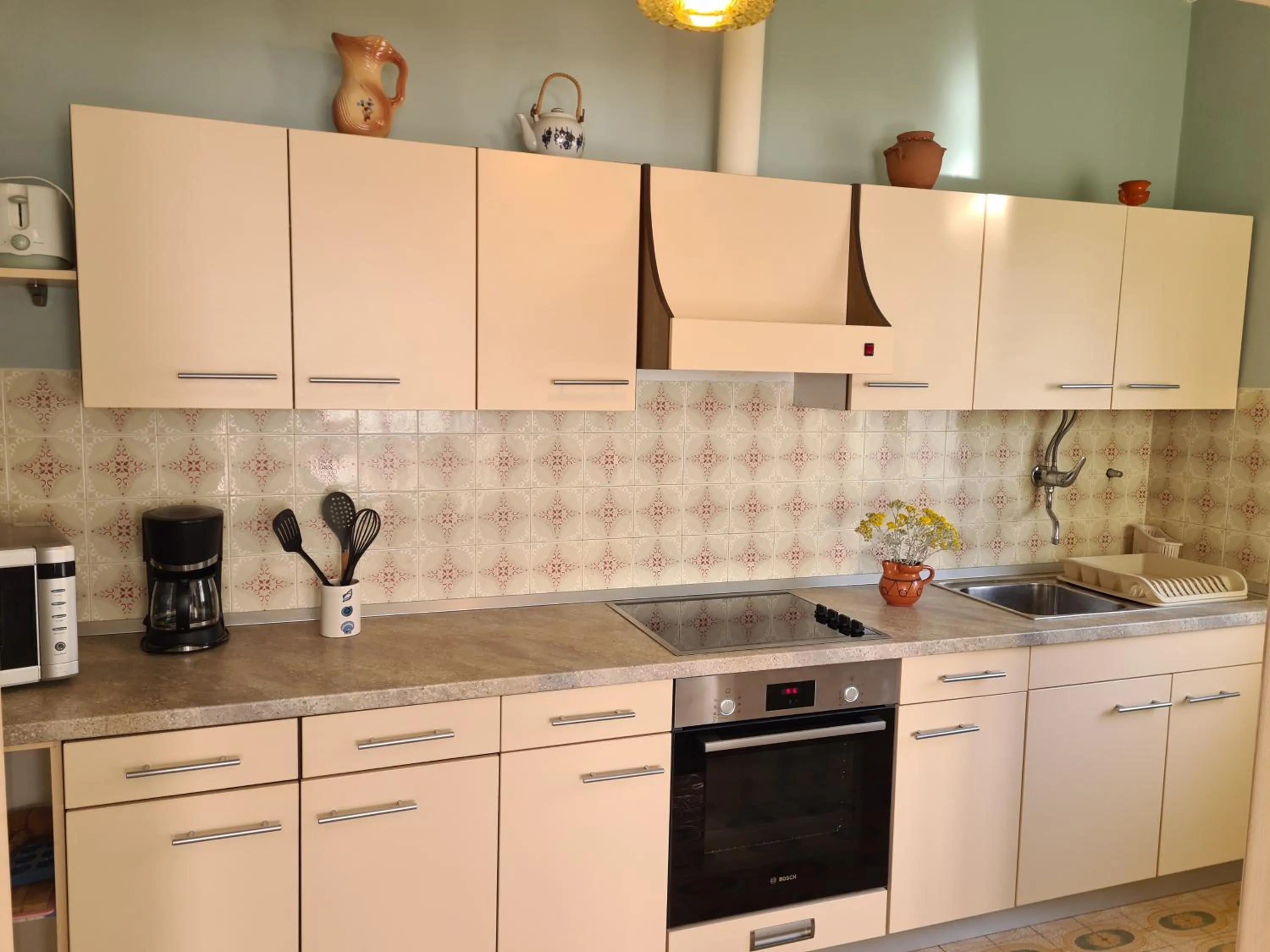 Coffee/tea facilities in Apartments Brešan