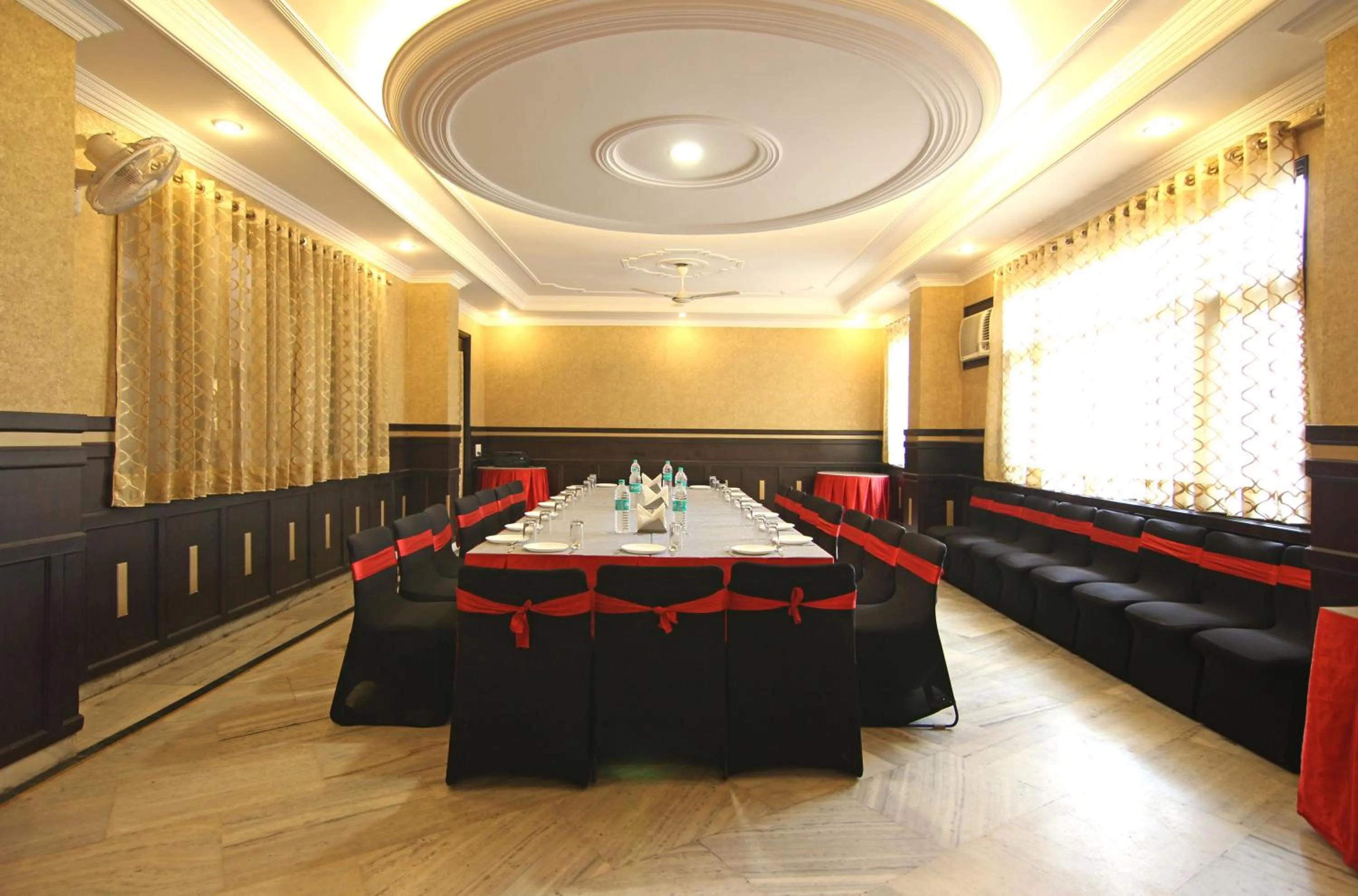 Meeting/conference room in Le Grand Hotel