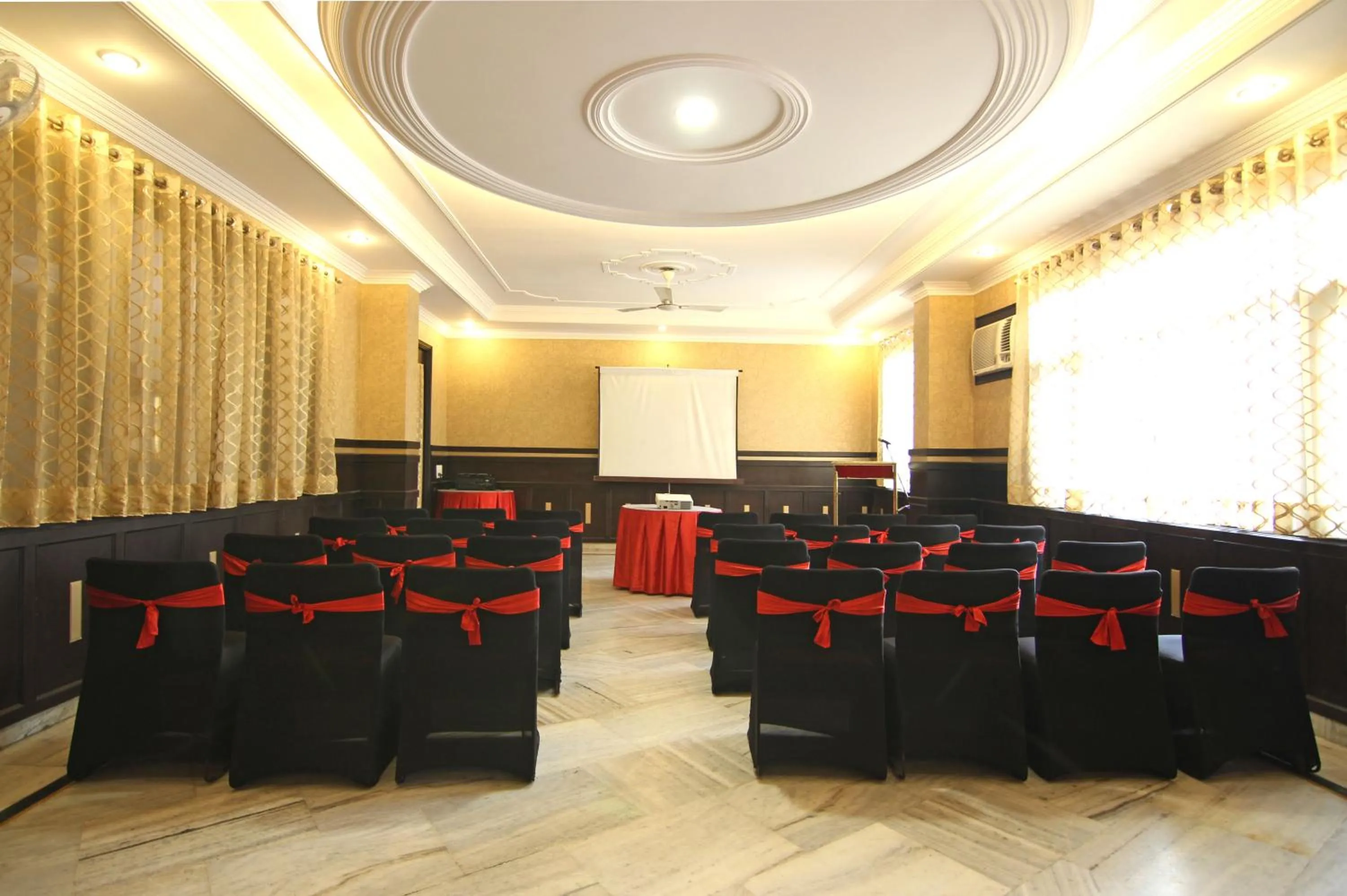 Meeting/conference room in Le Grand Hotel