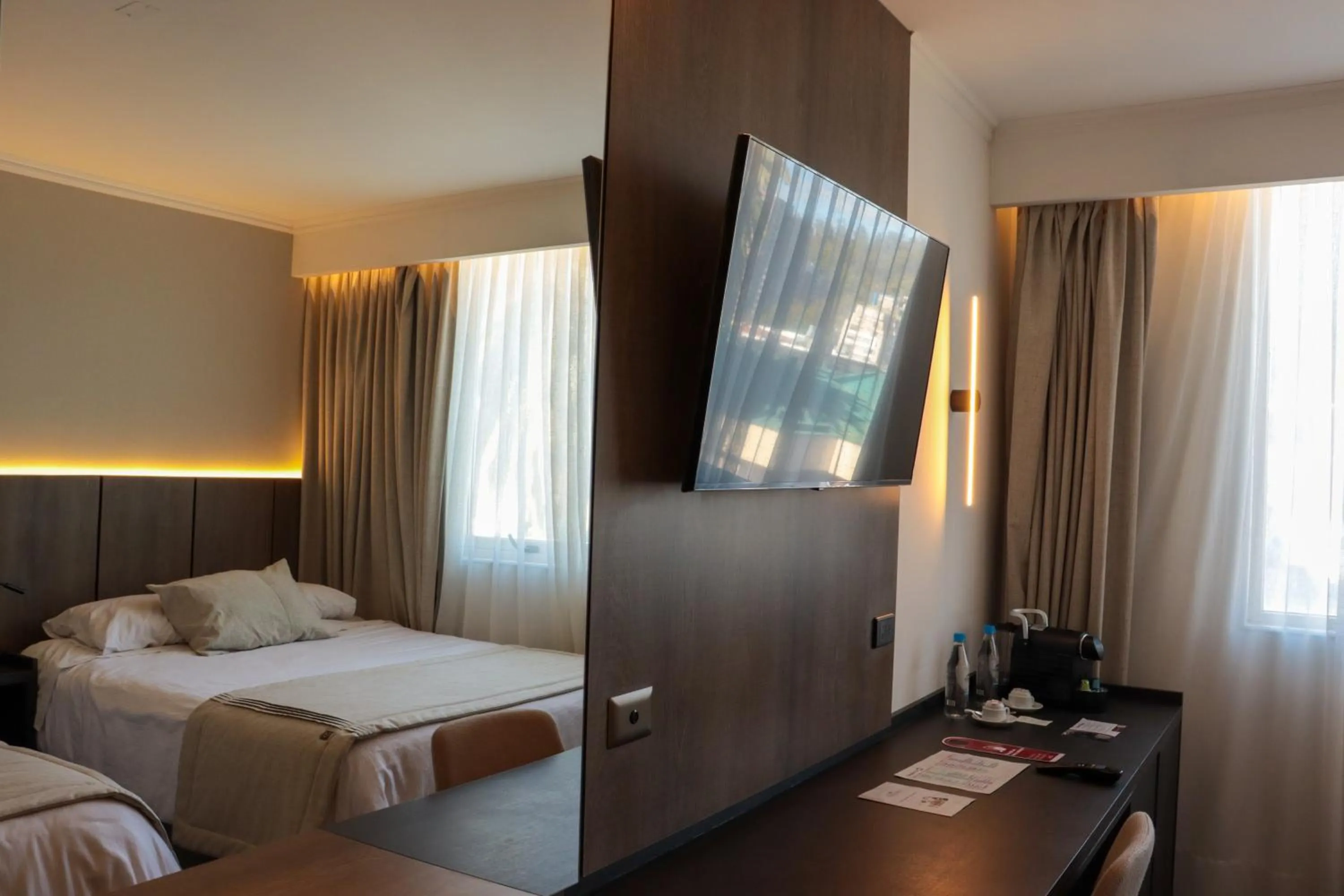 Photo of the whole room, Bed in Hotel Terrano Concepción