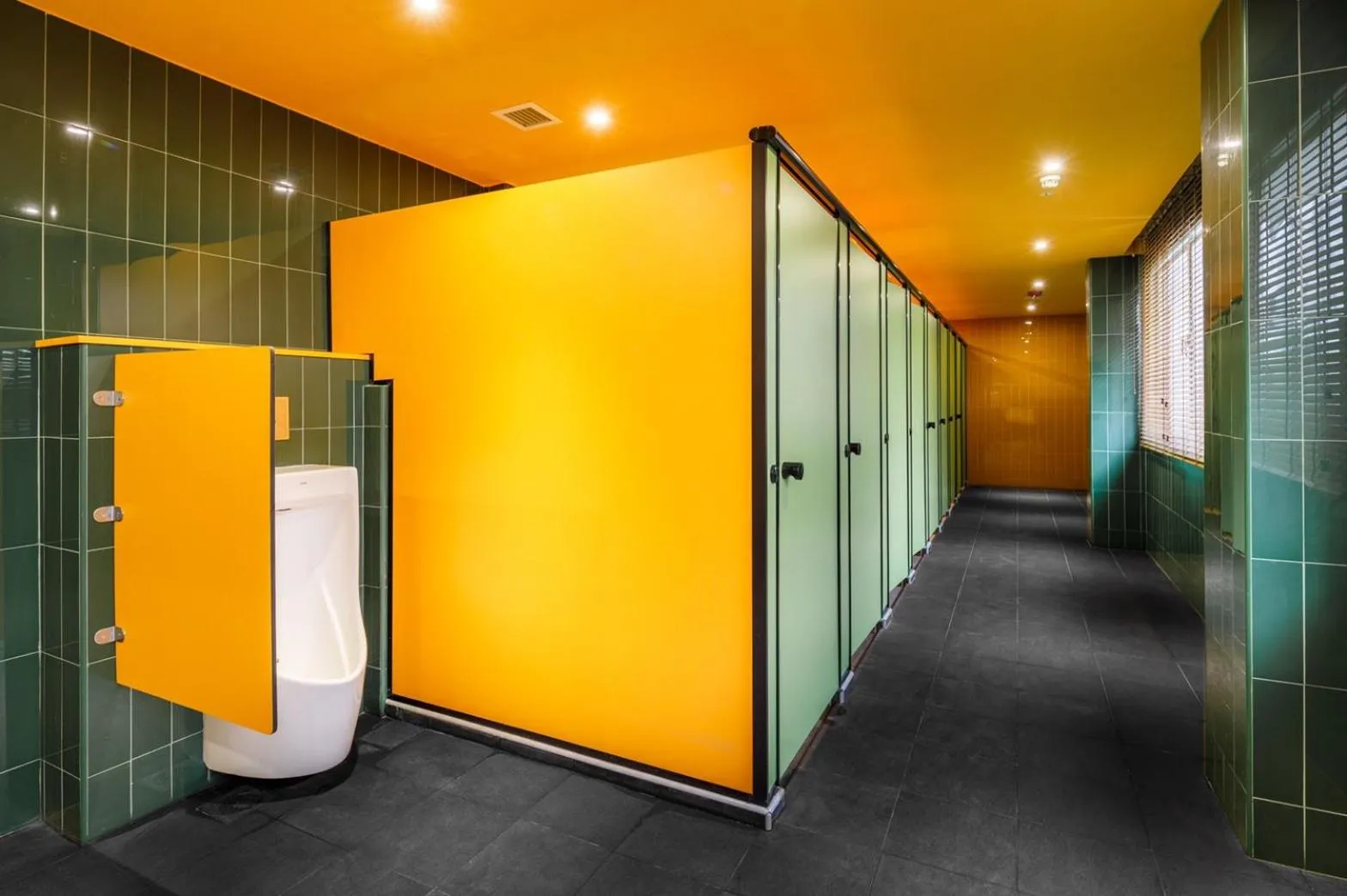 Shower in Circular House