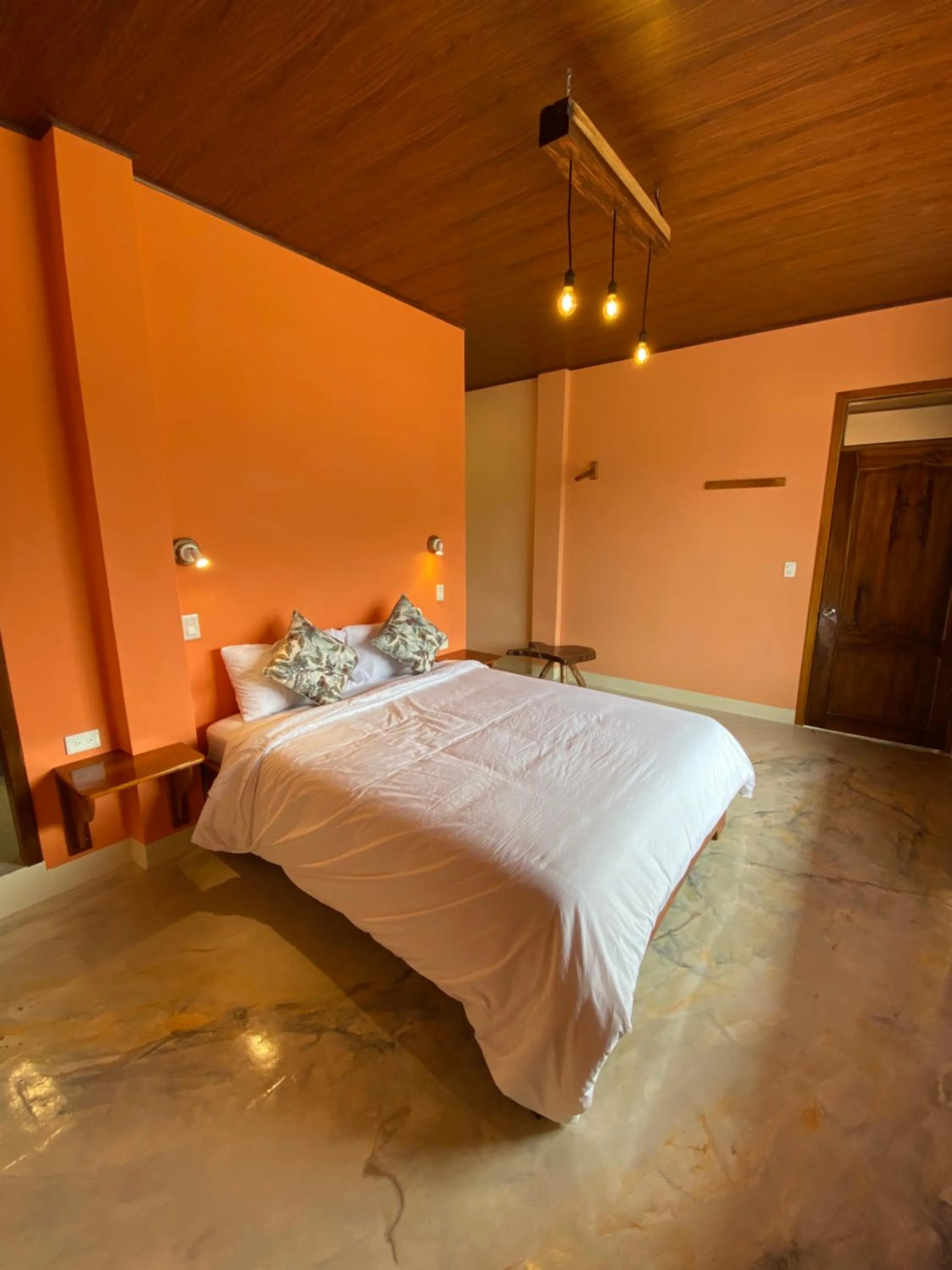 Deluxe Double Room with Balcony - single occupancy in Cabañas Armonía y Jardín de Orquídeas
