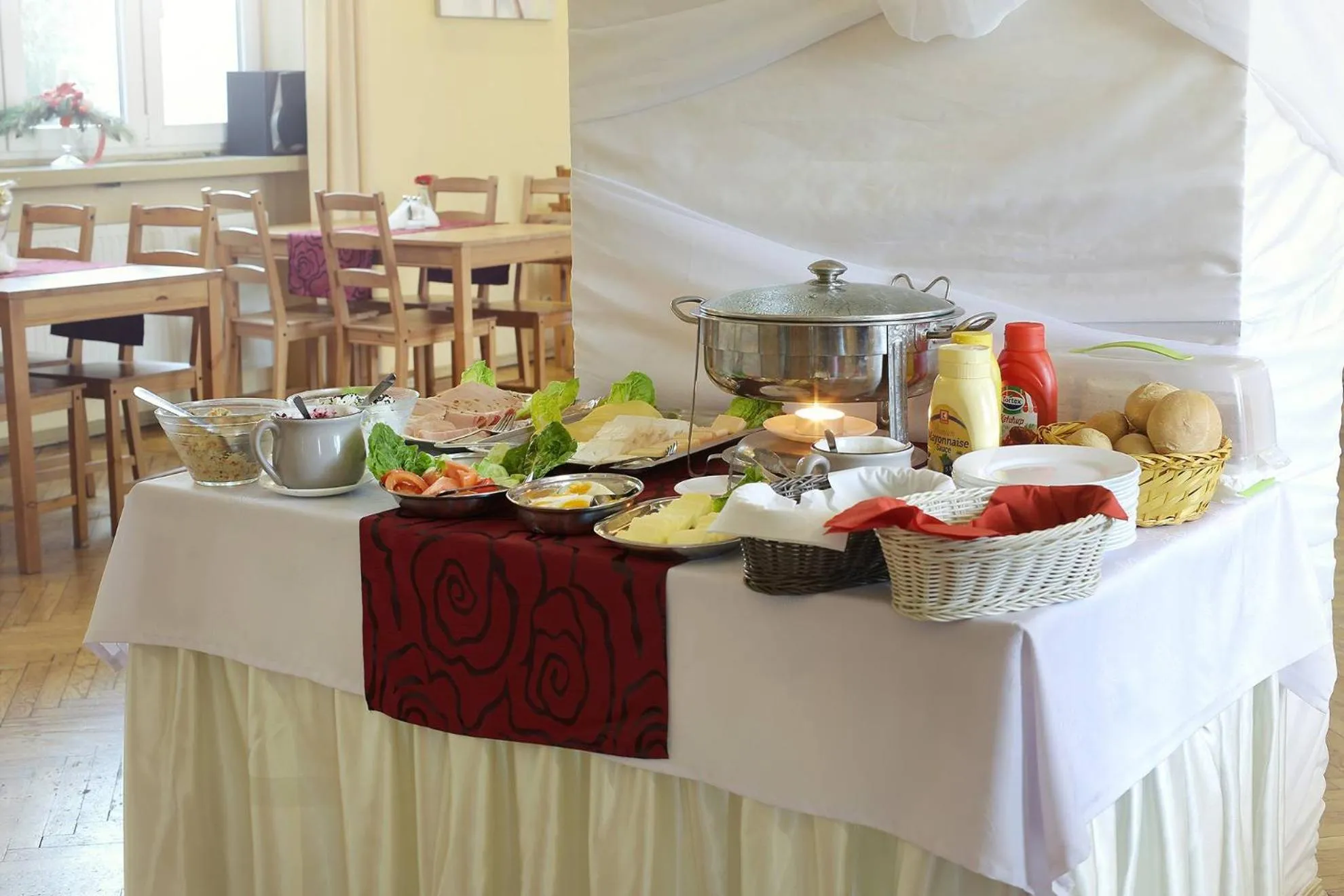 Restaurant/places to eat in Hotel Włókniarz