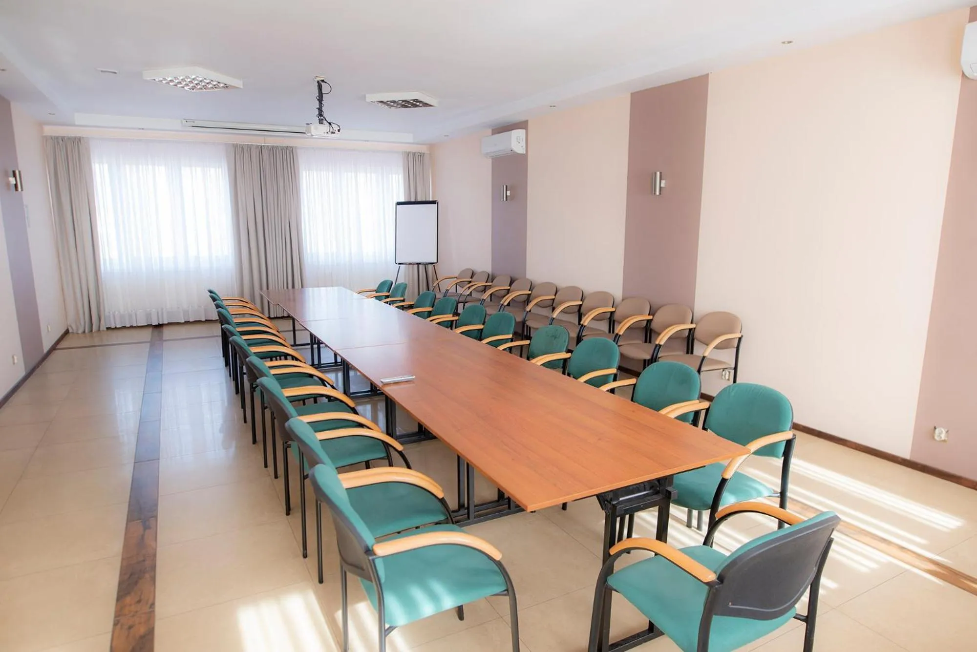 Meeting/conference room in Hotel Włókniarz