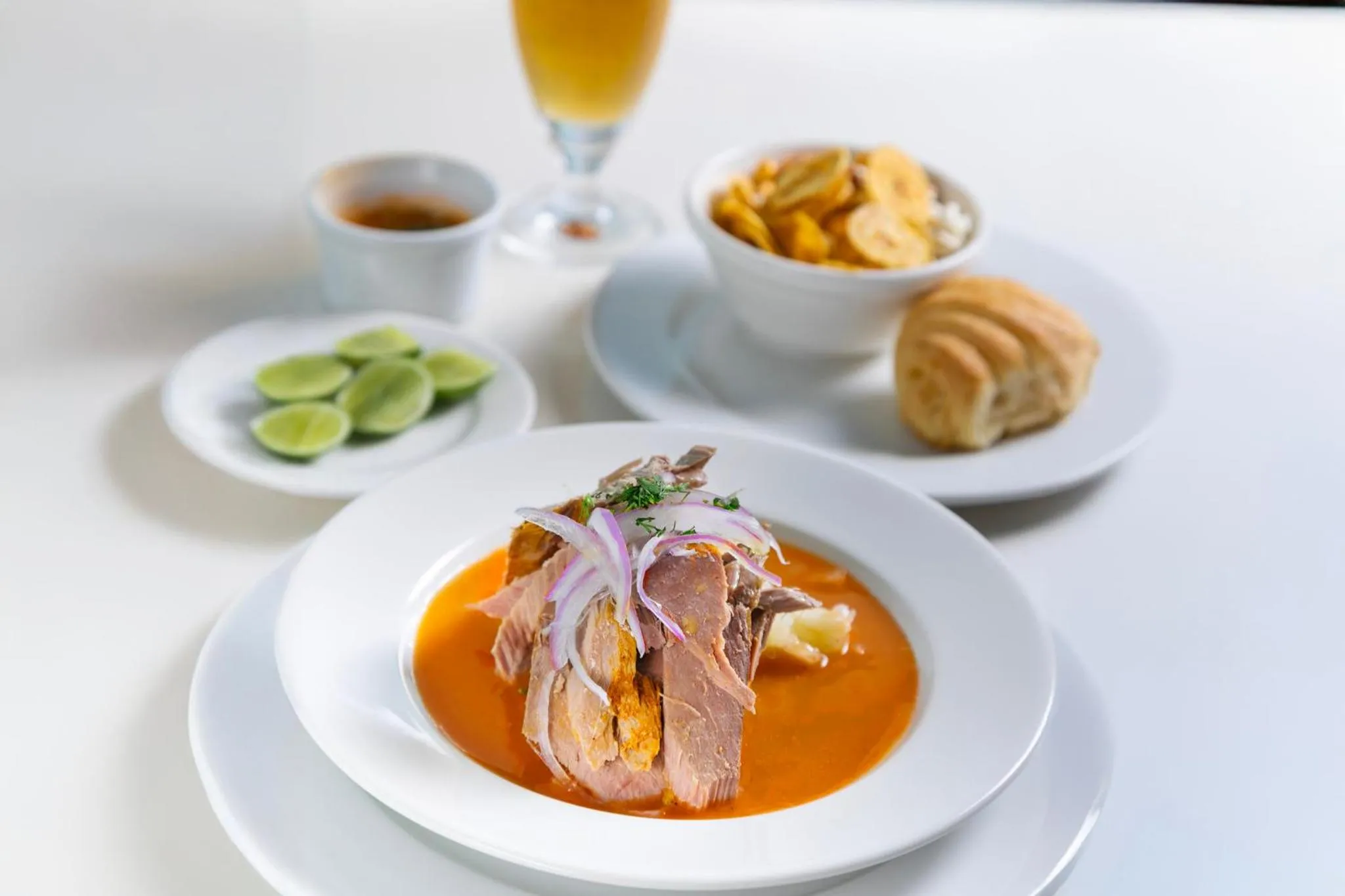 Restaurant/places to eat in Holiday Inn Guayaquil Airport by IHG