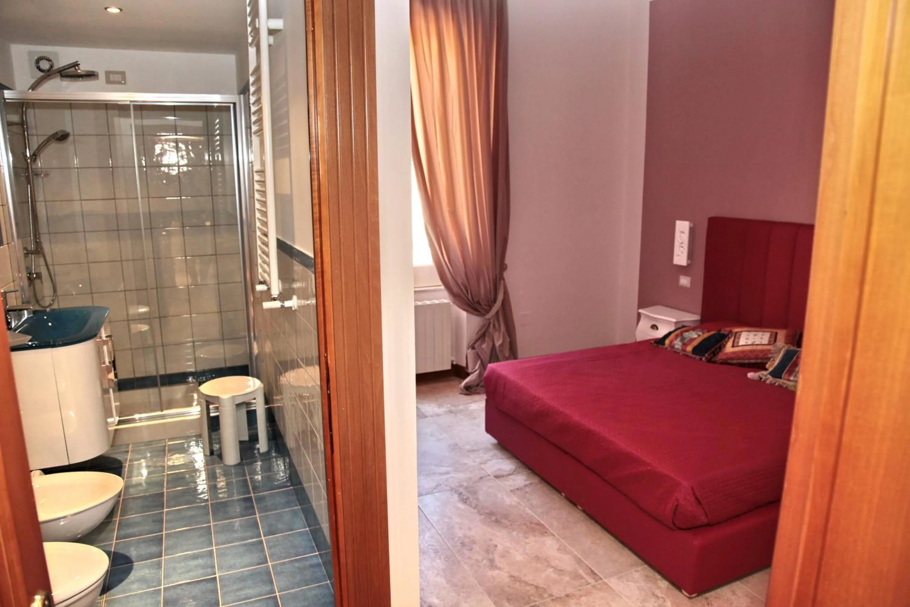 Photo of the whole room, Bed in B&B Milu'