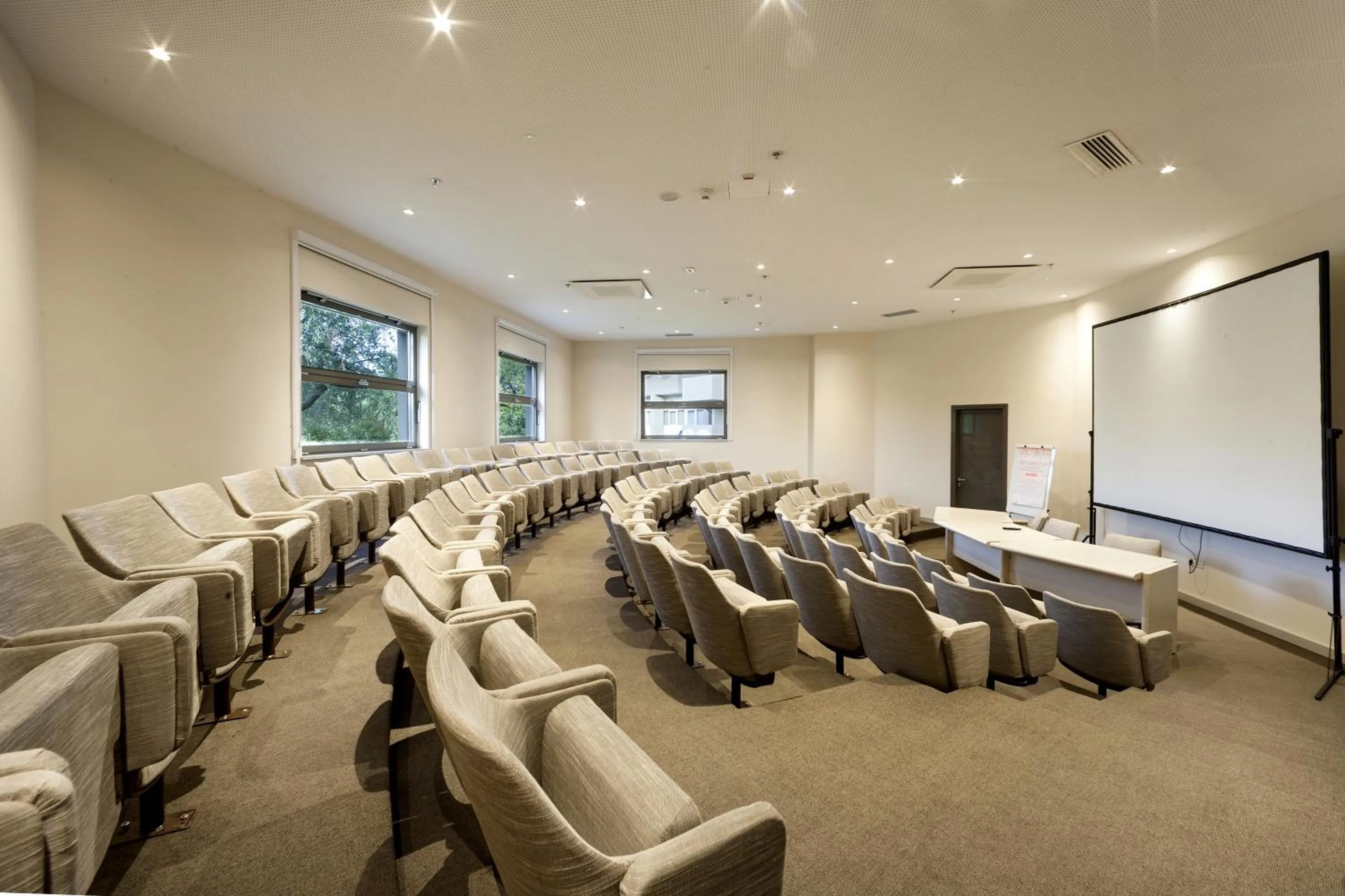 Business facilities in Hotel Materada Plava Laguna