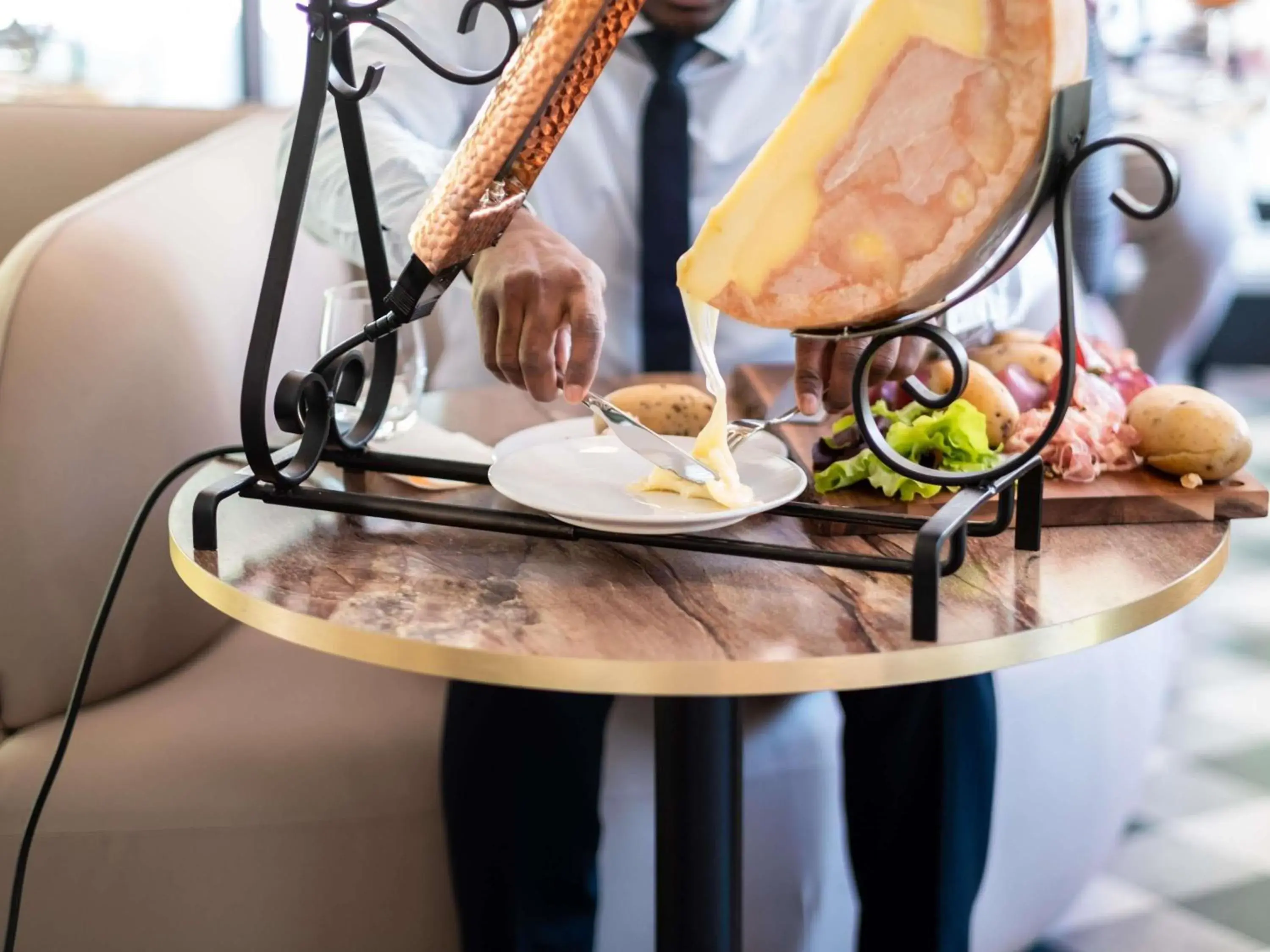 Restaurant/places to eat in Mercure Paris Ouest Saint Germain Restaurant/places to eat in Mercure Paris Ouest Saint Germain